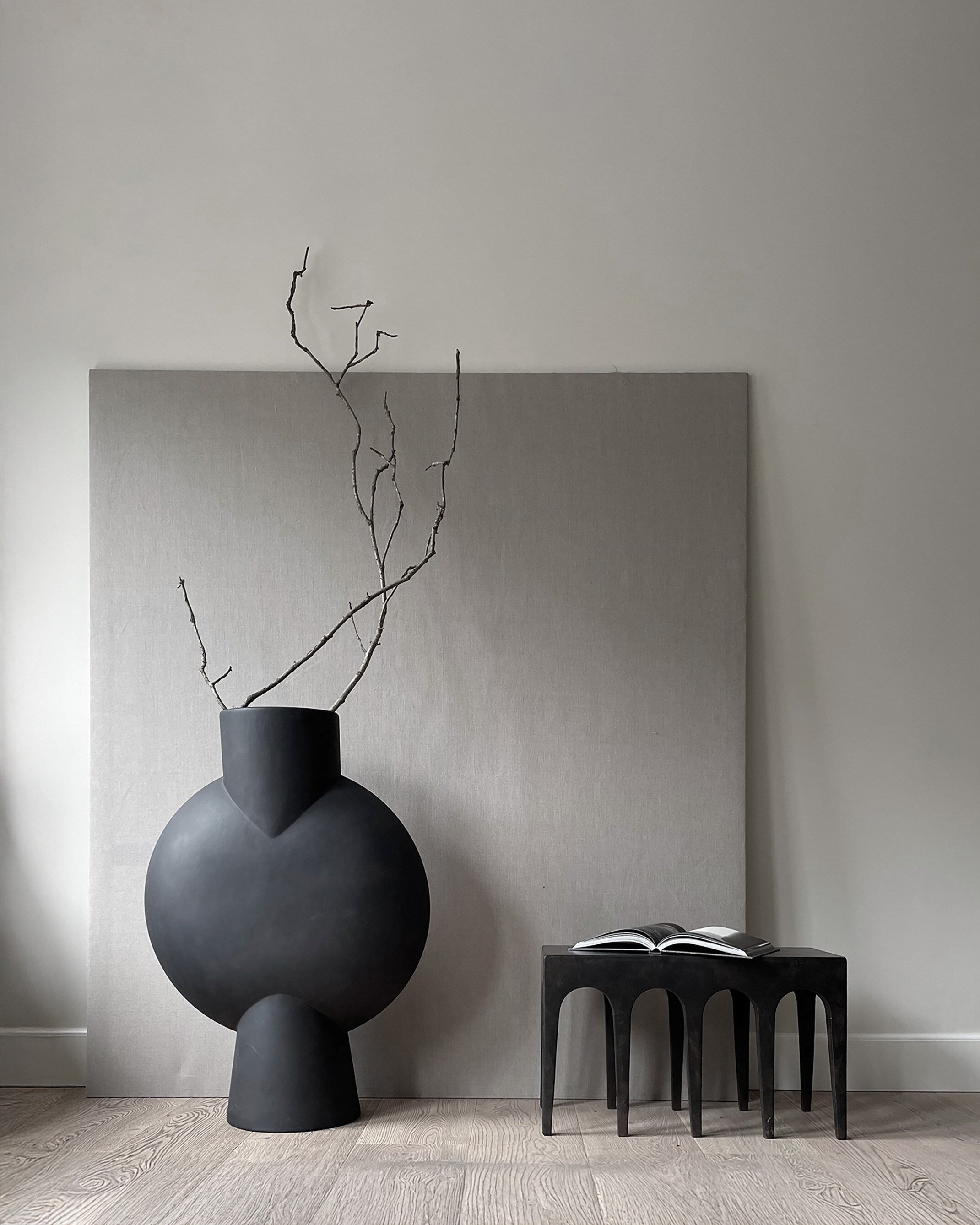 101-copenhagen-bow-sitzbank-coffee-fiber-concrete image 2