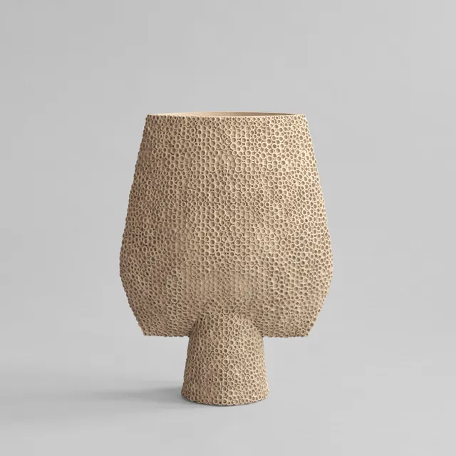 101-copenhagen-sphere-square-vase-big-sand-44-cm image 1
