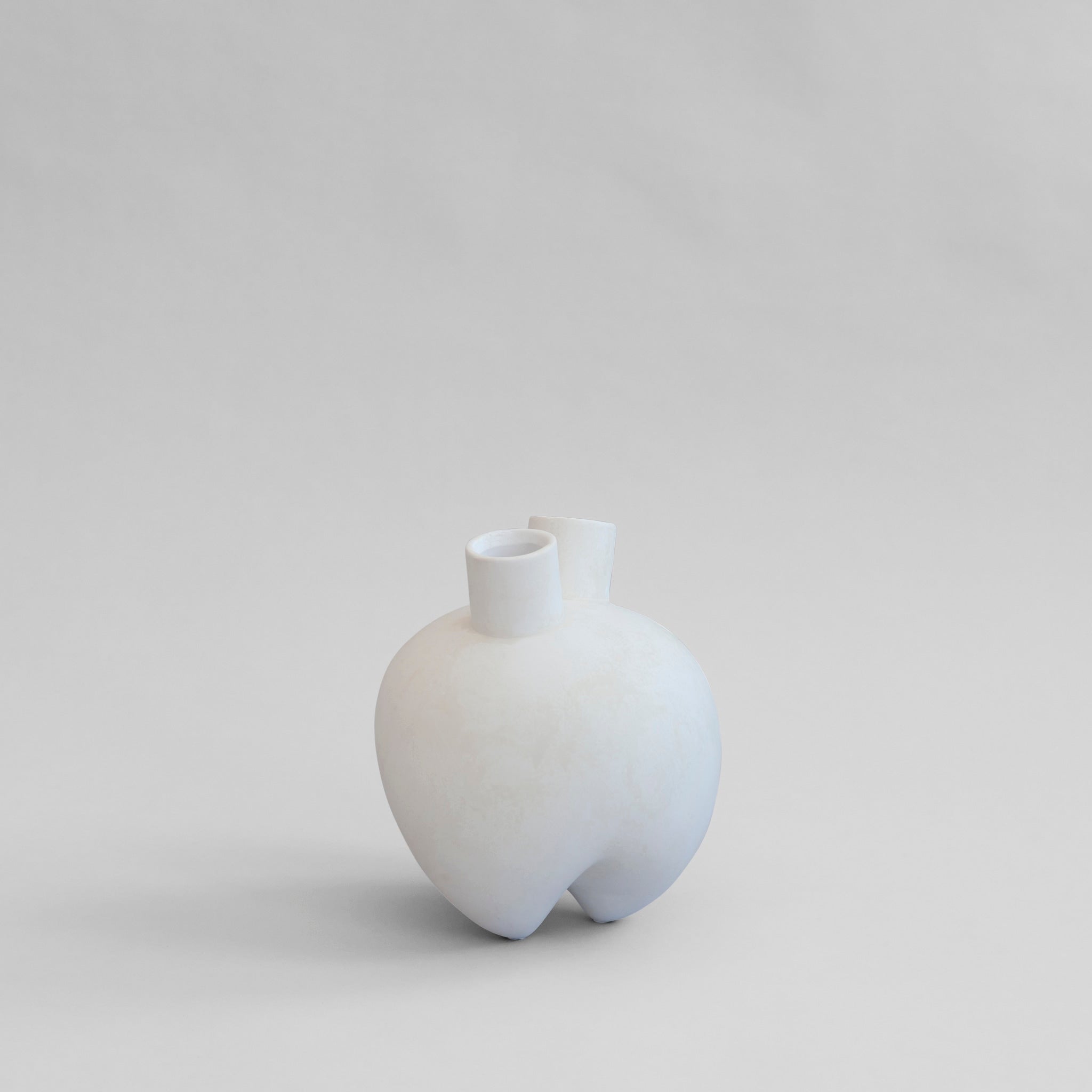 101-copenhagen-sumo-horns-vase-beigewei-keramik image 7