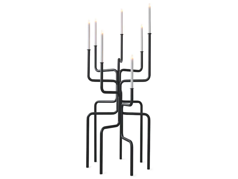 frederik-roij-giant-of-flame-standkerzenhalter-stahl image 1