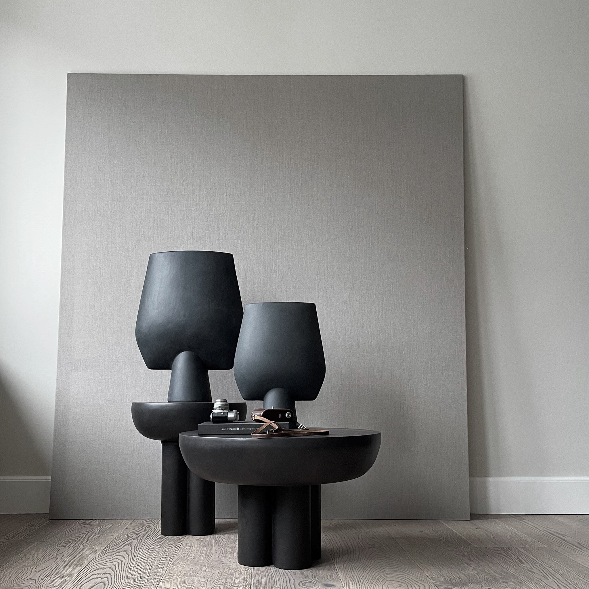 101-copenhagen-crown-table-low-couchtisch-coffee-beton image 3