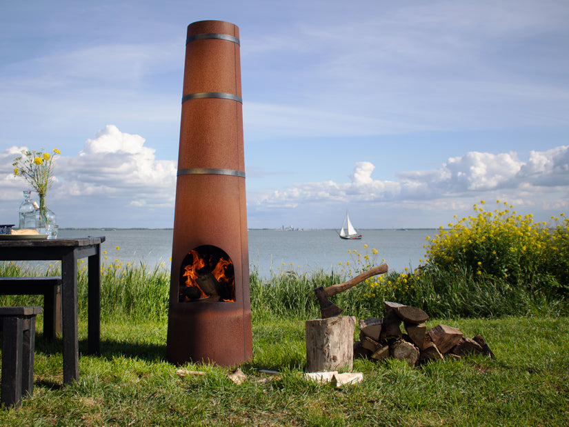 frederik-roij-smokestack-feuerstelle-cortenstahl-outdoor image 2