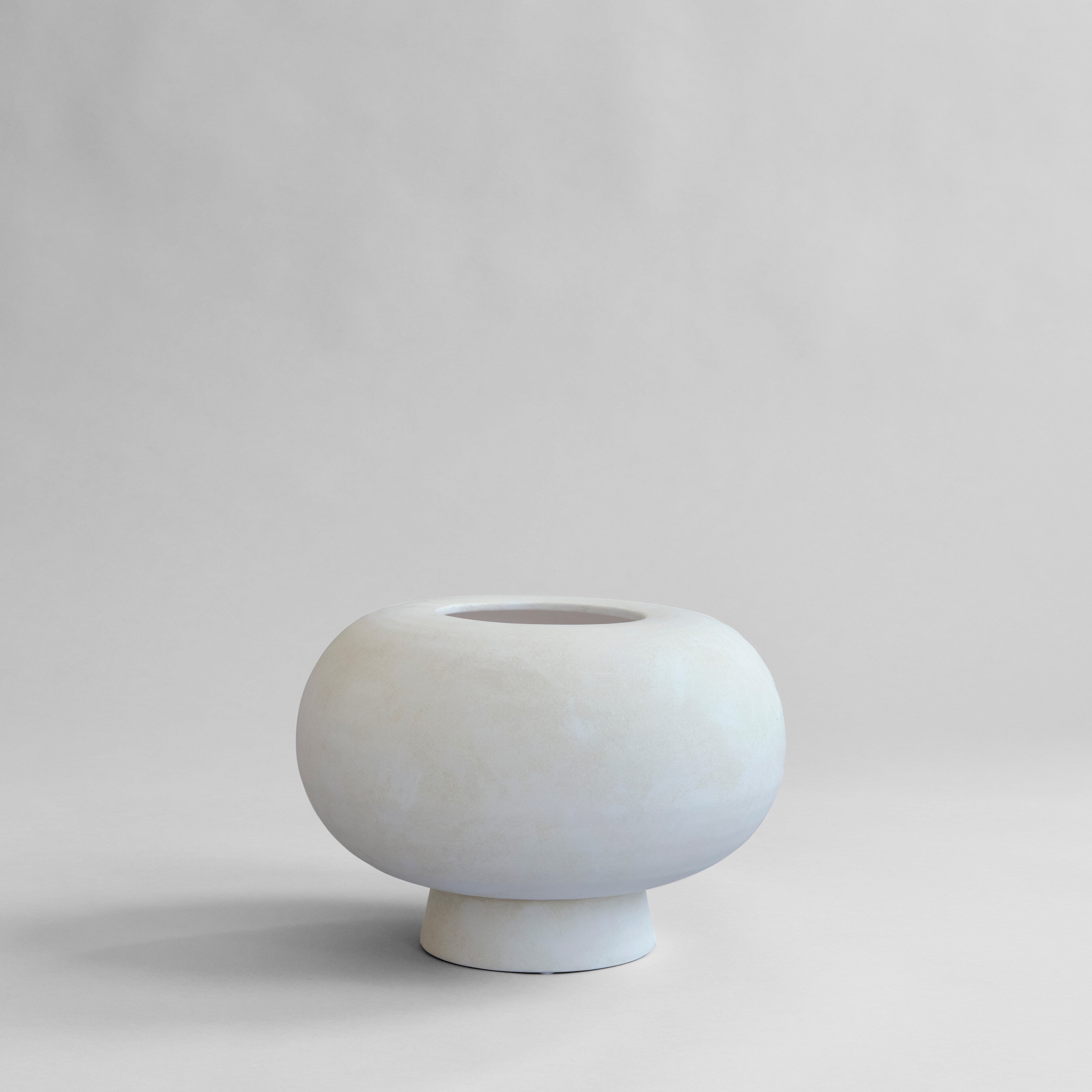 101-copenhagen-kabin-vase-fat-bone-white image 2