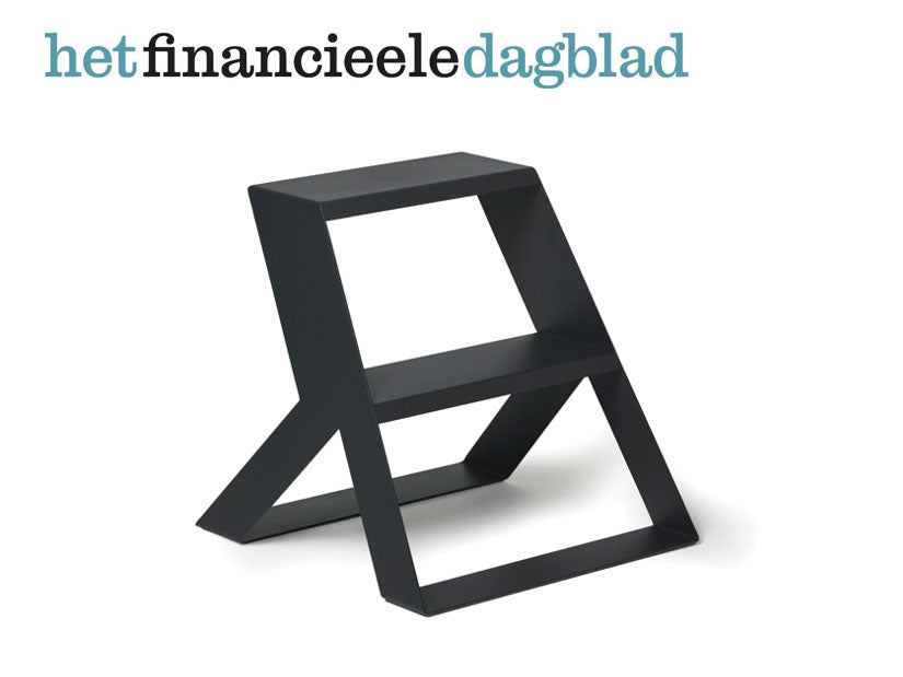 frederik-roij-split-step-regal-eiche-b-cherregal-wand image 1