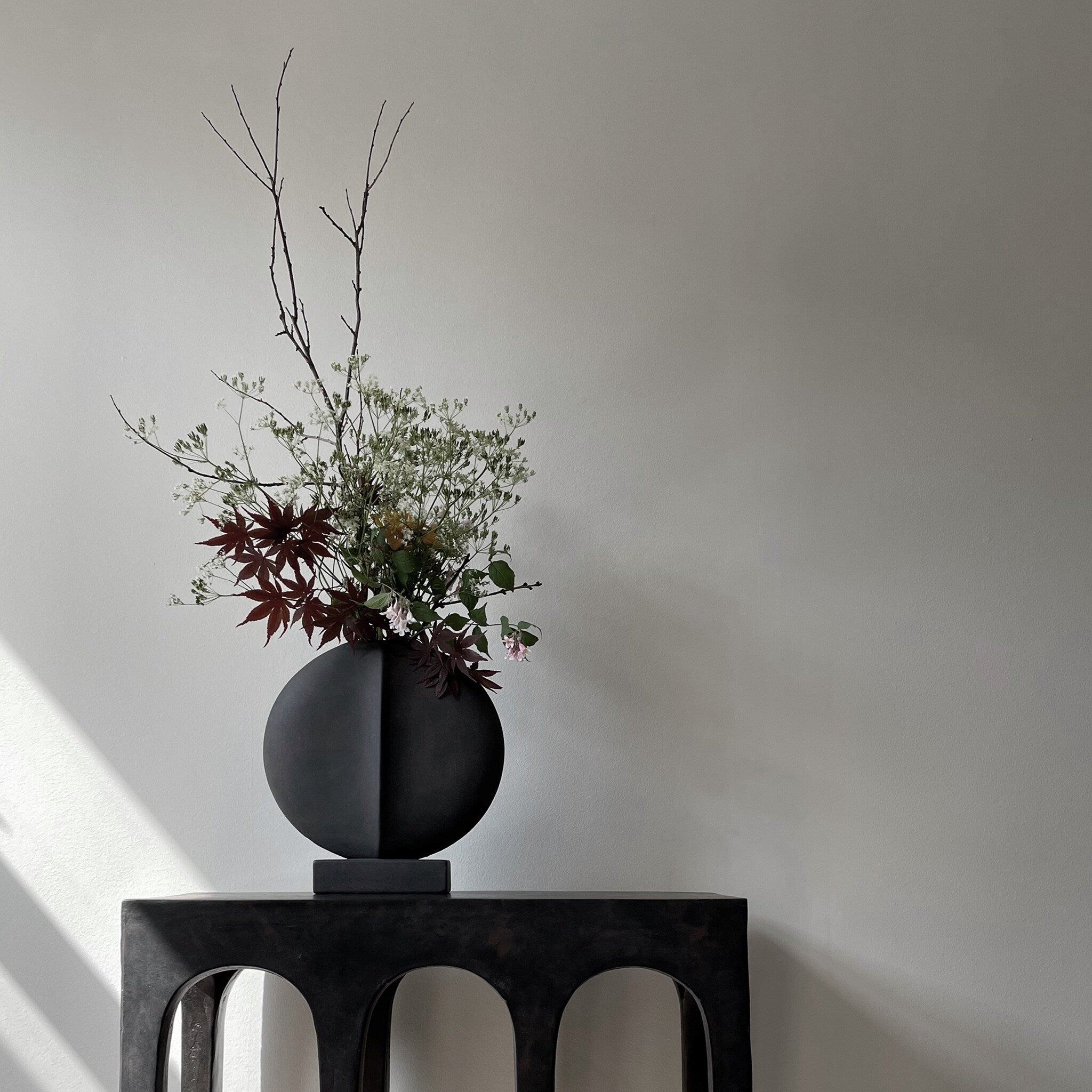 101-copenhagen-guggenheim-vase-mini-coffee-keramikvase image 5