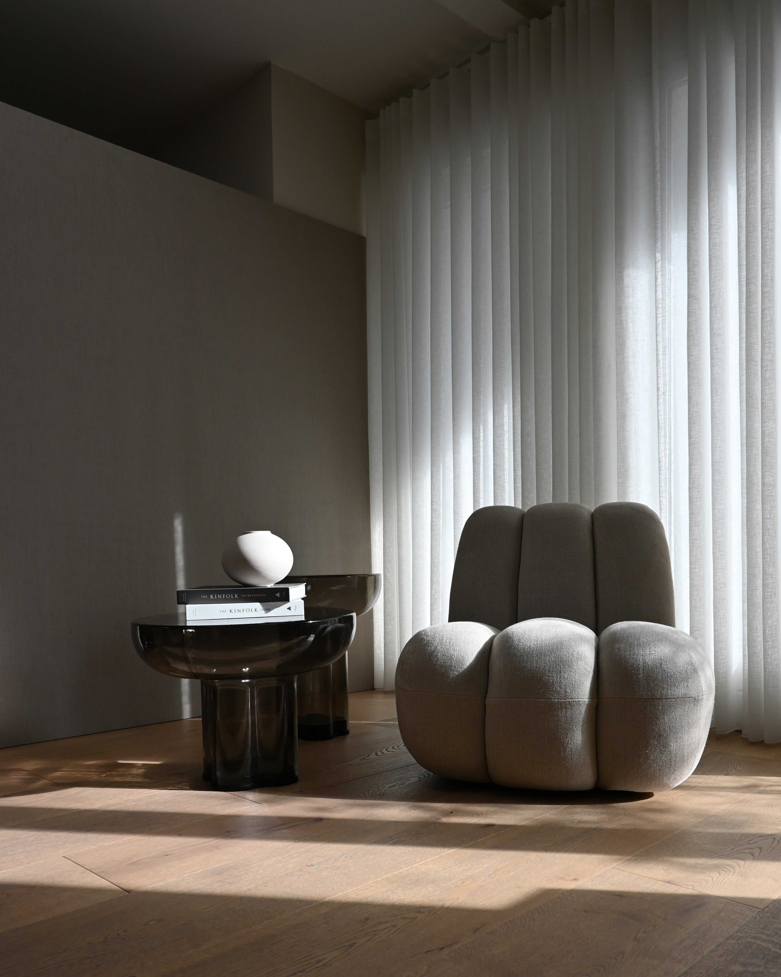 101-copenhagen-crown-couchtisch-low-smoked-forest-glas image 4