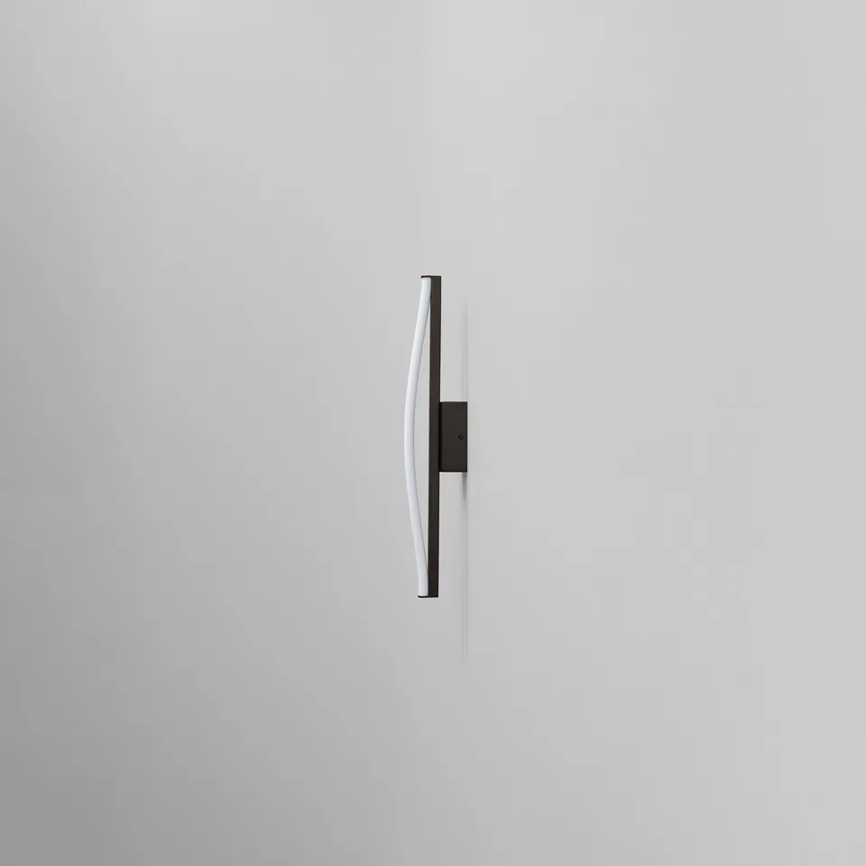 101-copenhagen-bow-wandleuchte-mini-bronze-led-2400k image 1