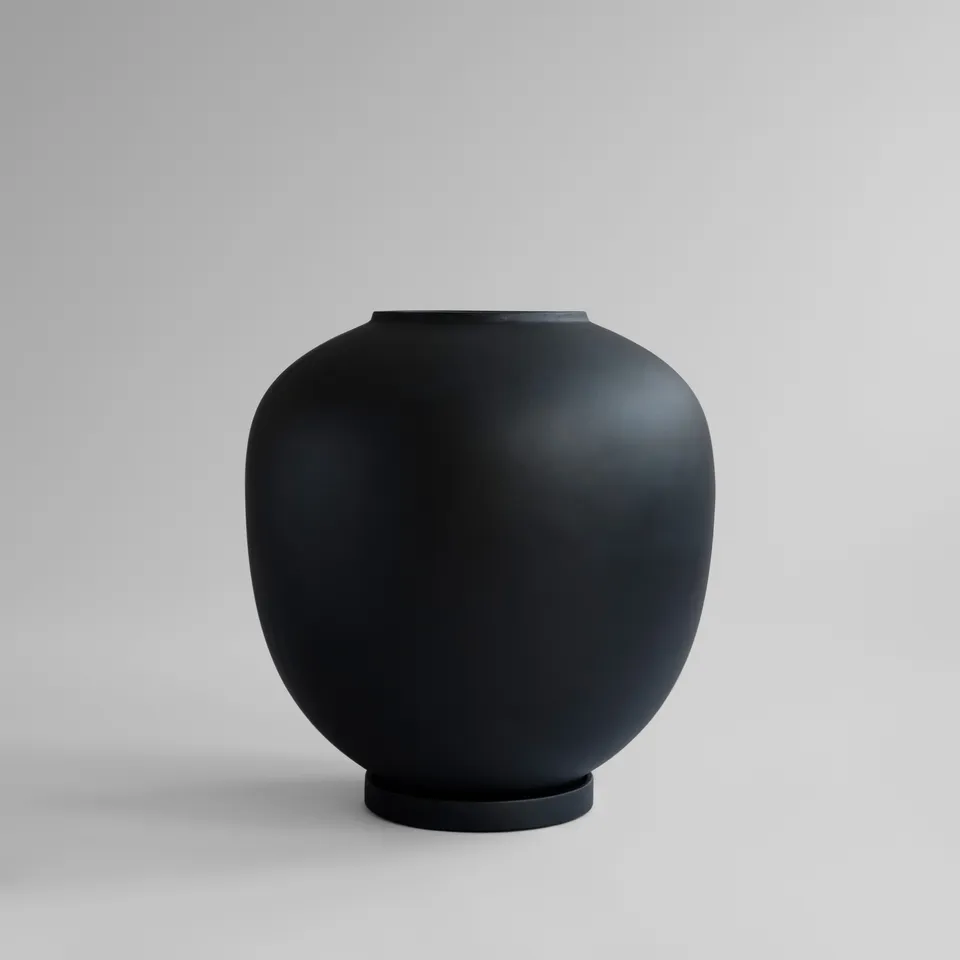 101-copenhagen-sunao-vase-hexa-blumentopf-schwarz image 1
