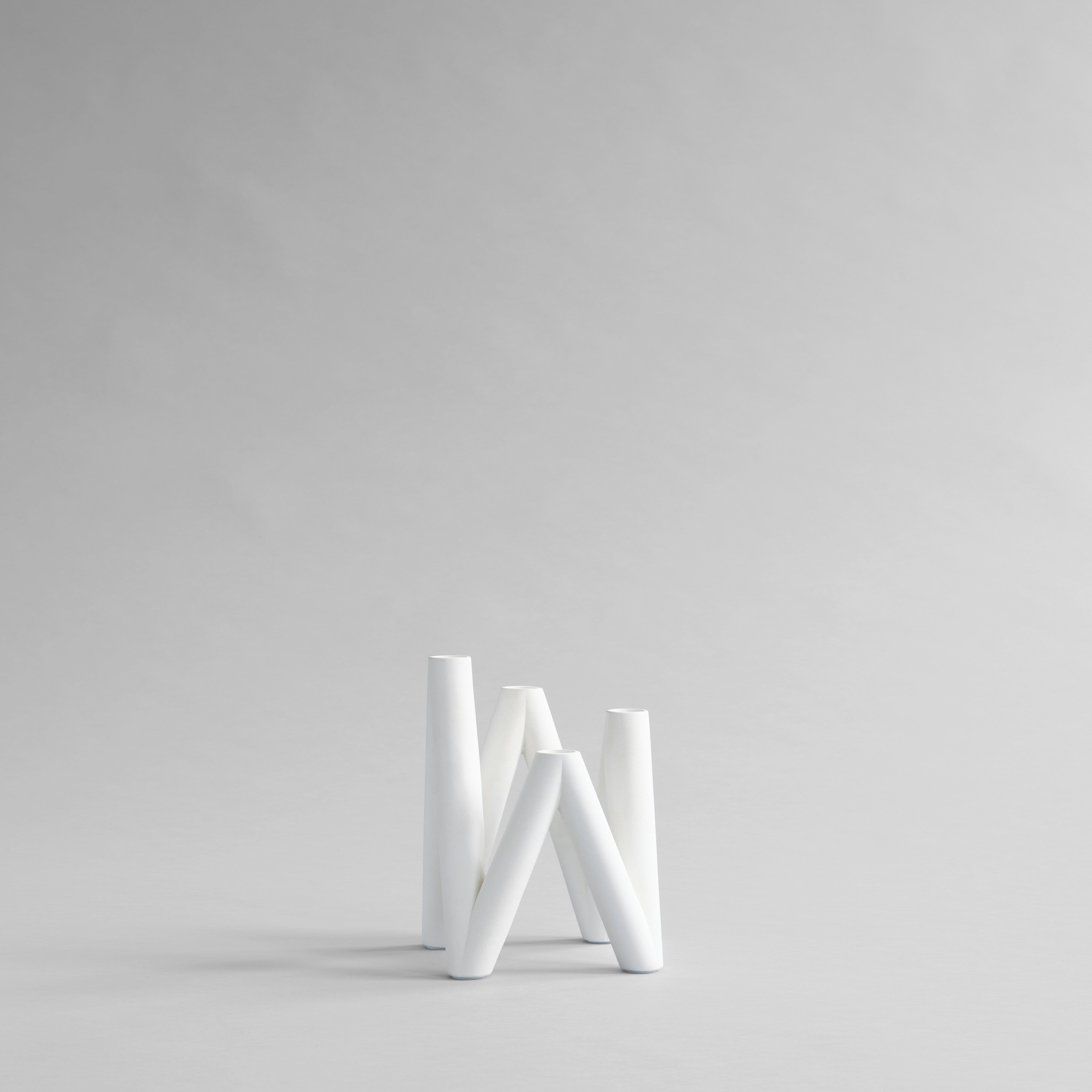 101-copenhagen-w-kerzenhalter-bone-white-keramik image 1