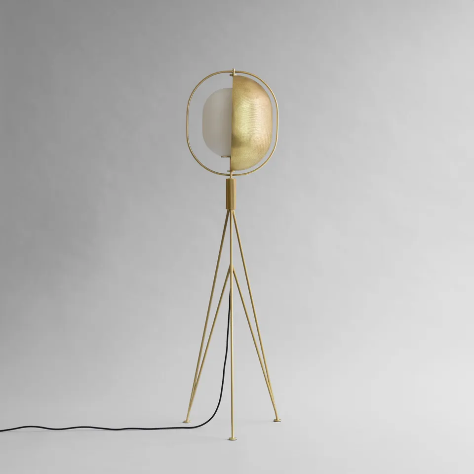 101-copenhagen-pearl-stehleuchte-messing-opalglas image 1