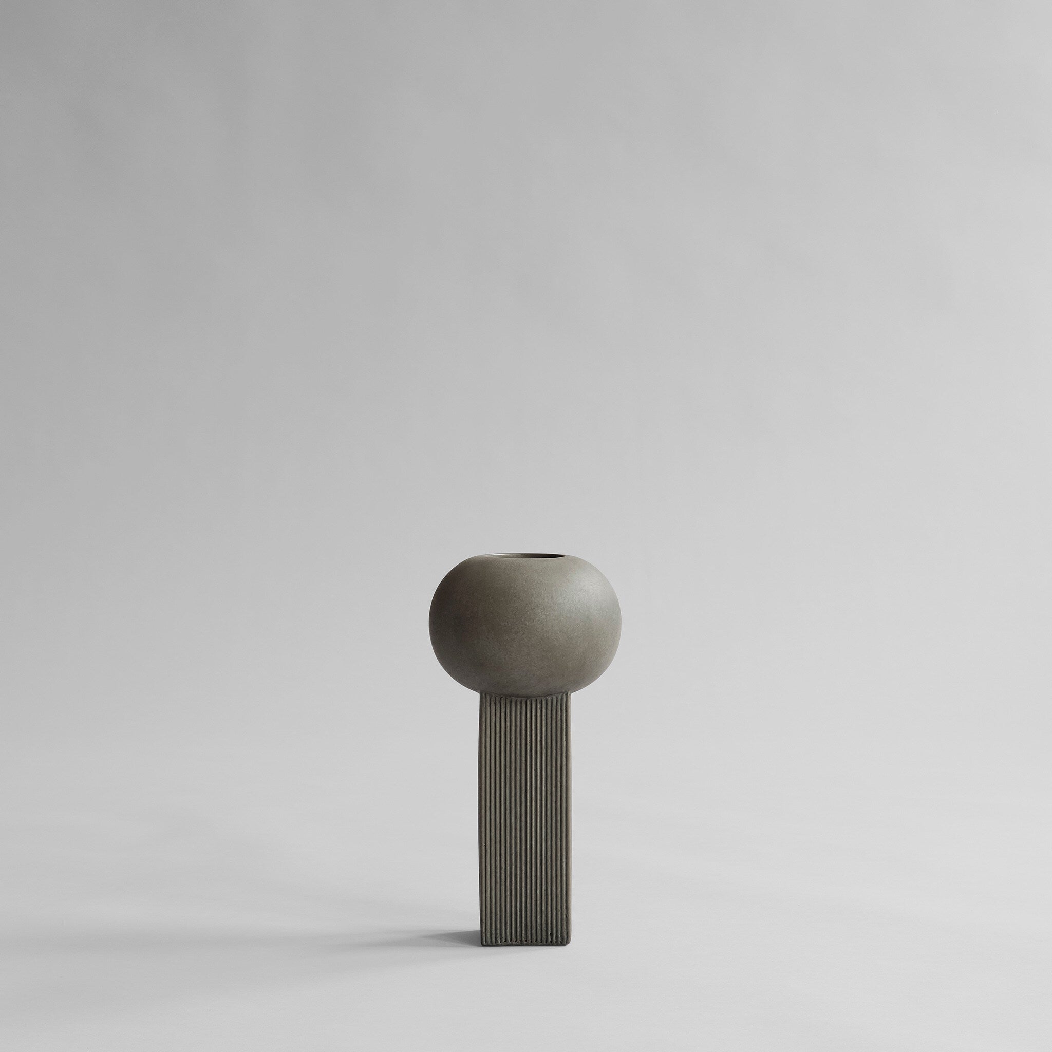 101-copenhagen-empire-vase-mini-keramik-dark-grey image 1
