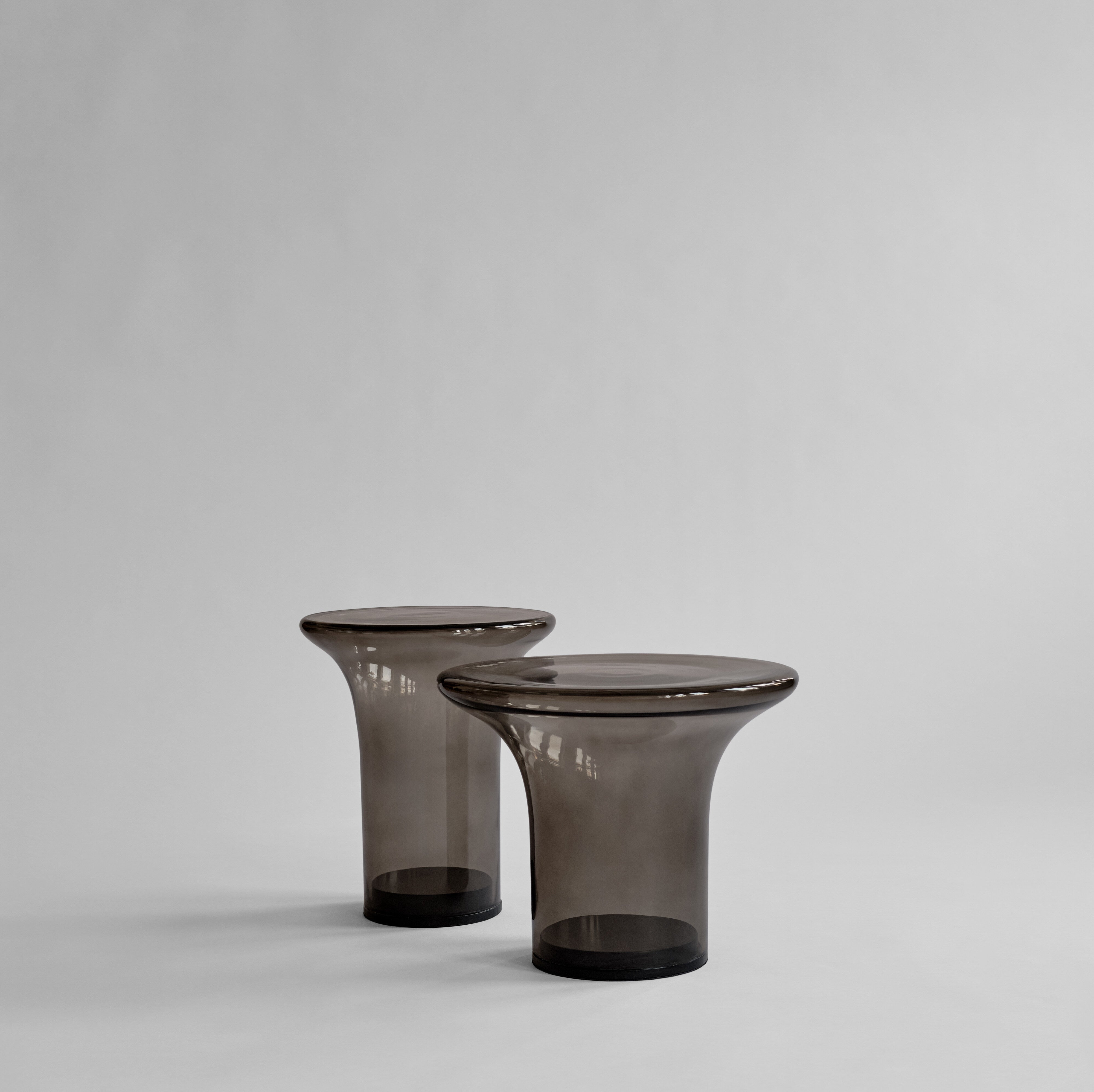 101-copenhagen-trumpet-beistelltisch-tall-smoked-forest-glas image 6
