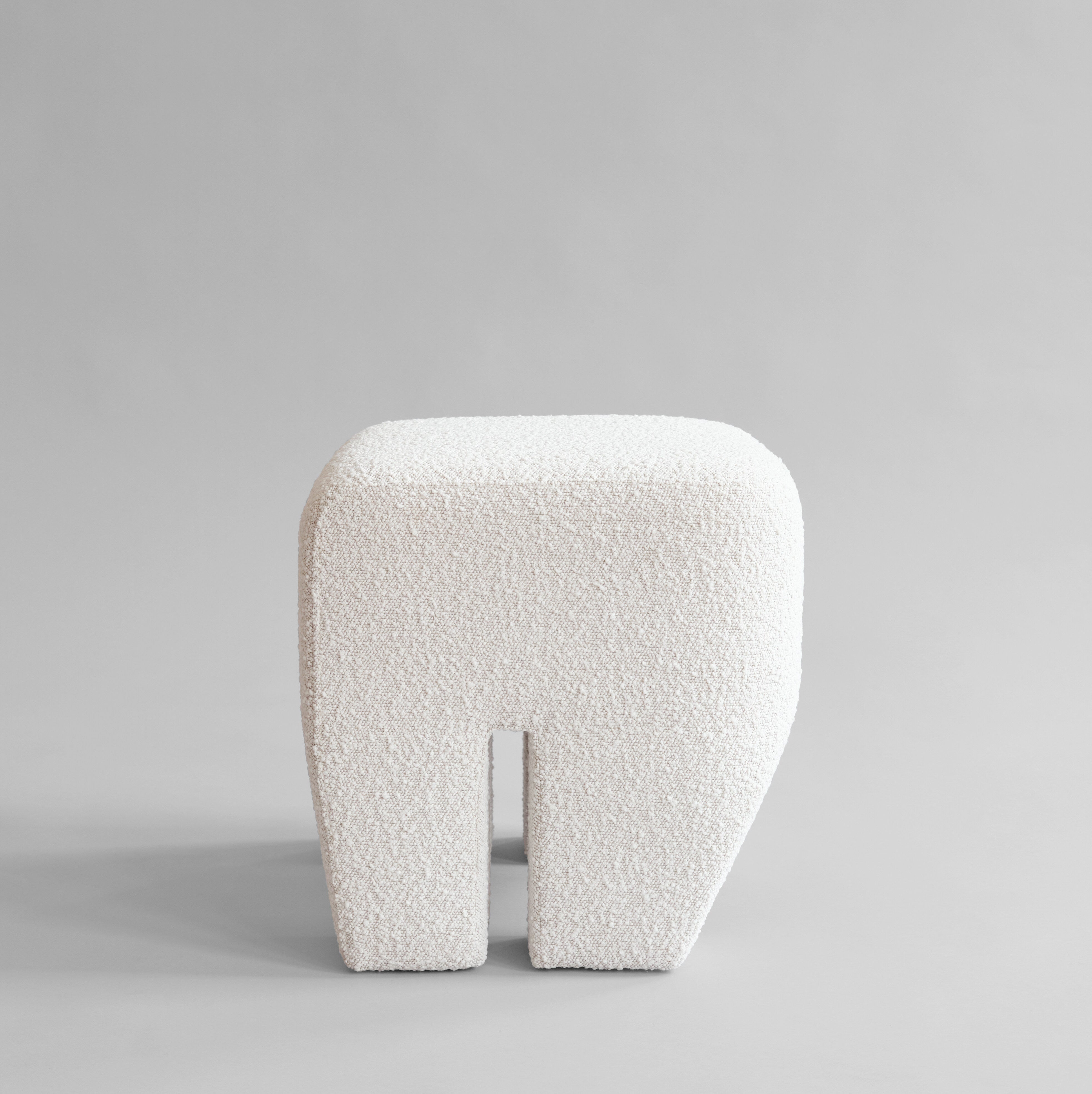 101-copenhagen-sculpt-hocker-off-white-boucl image 1