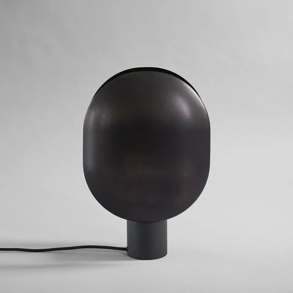 101-copenhagen-clam-tischleuchte-burned-black-metall image 1