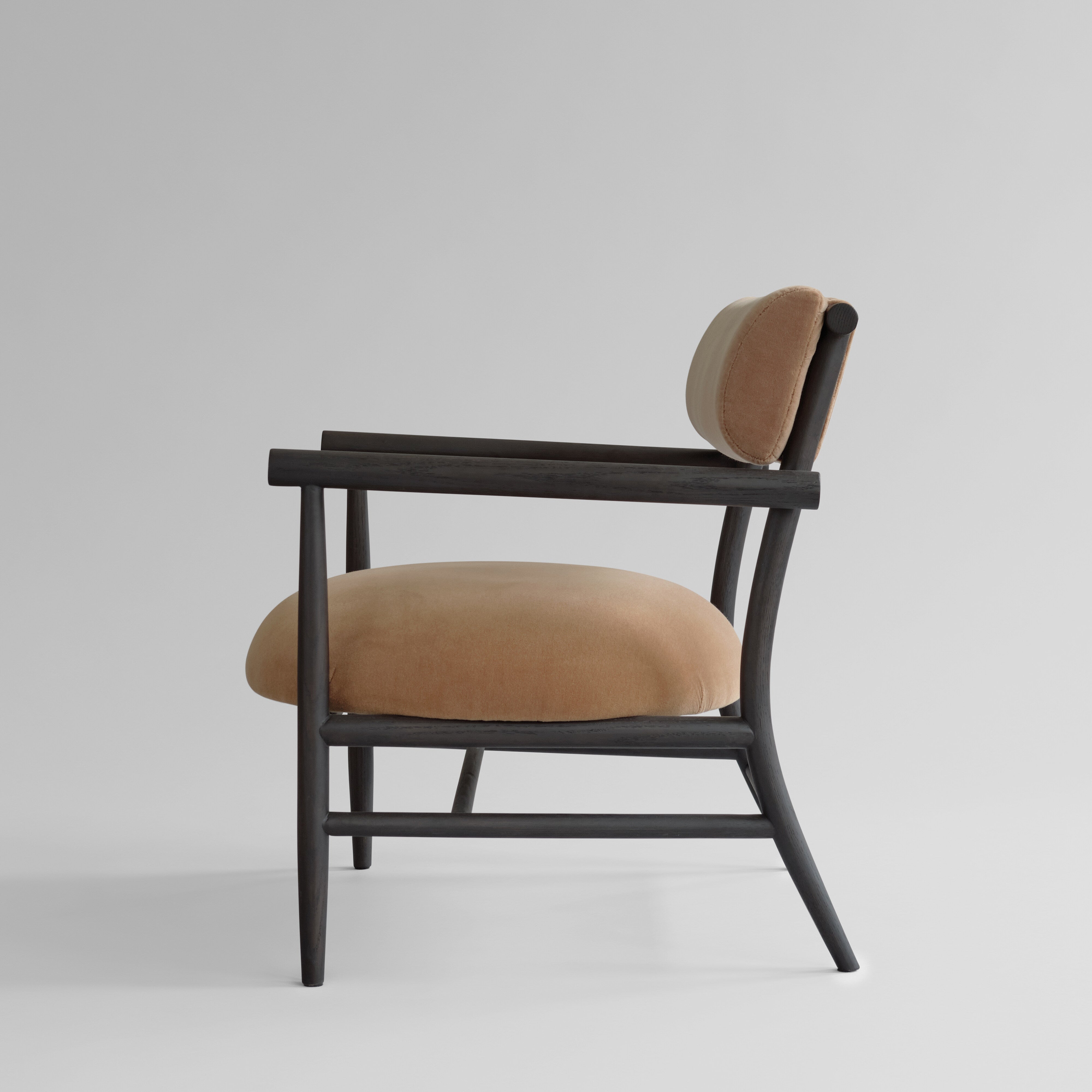 101-copenhagen-nama-lounge-sessel-coffee-black-desert-samt image 5