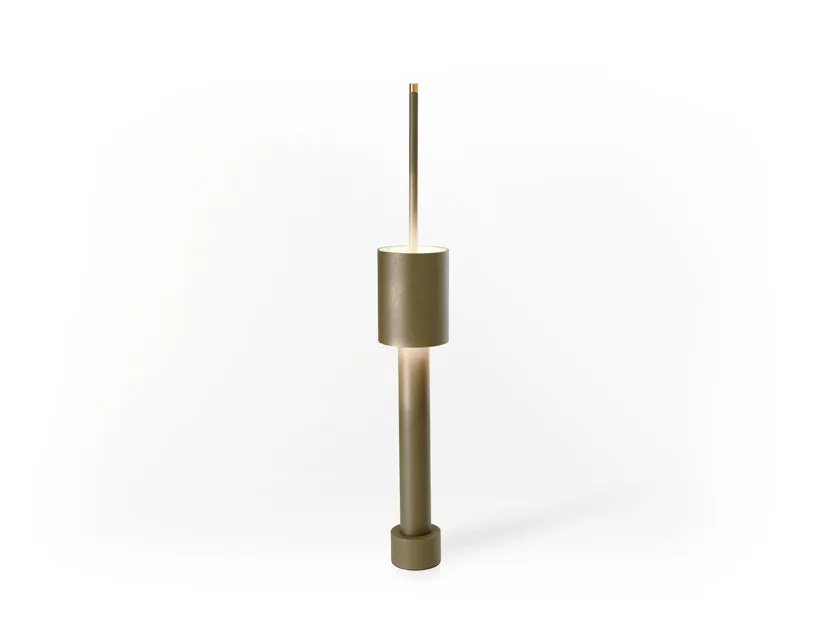 frederik-roij-table-tower-tischleuchte-design-modern image 1