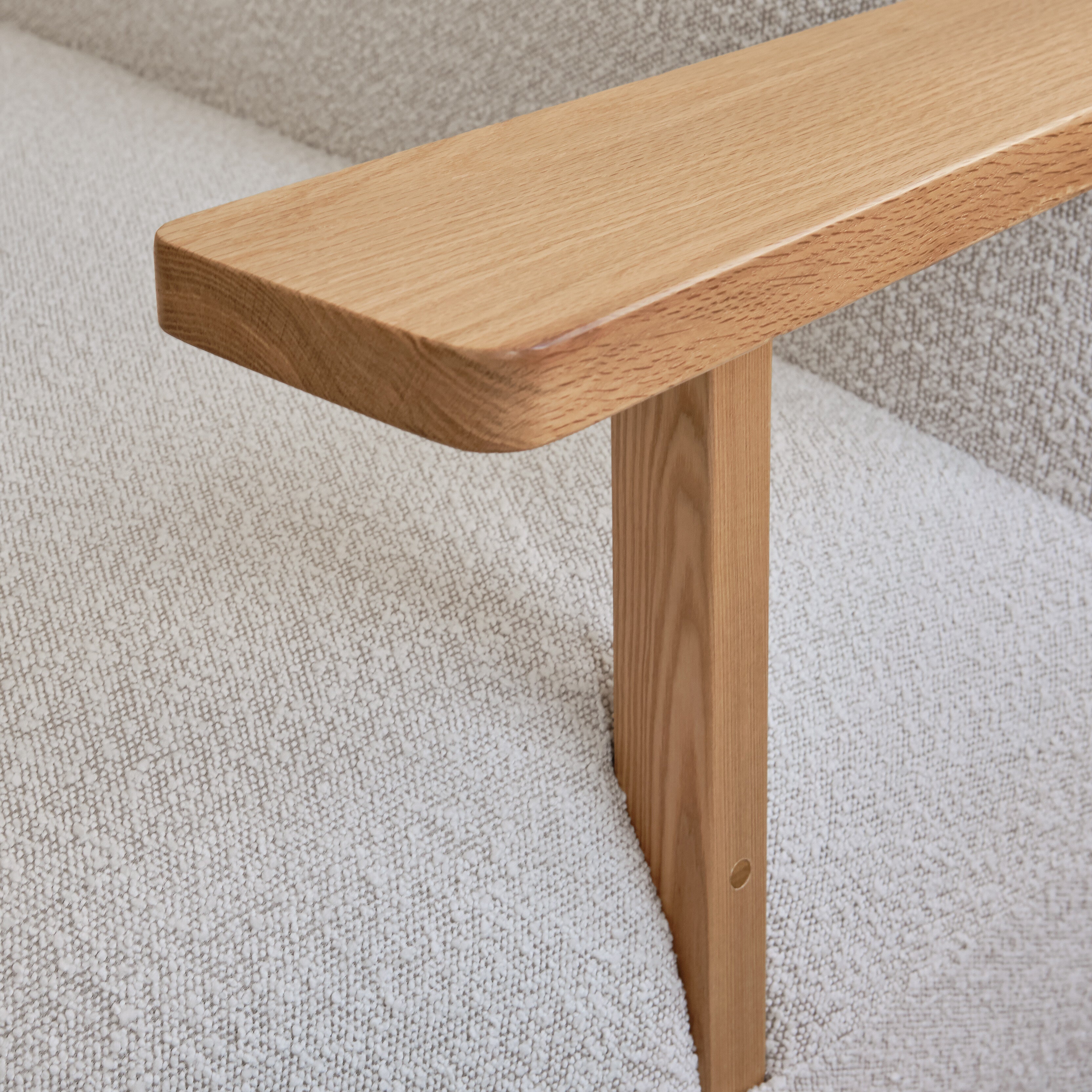 101-copenhagen-toe-sofa-off-white-eiche-boucle-2-sitzer image 7