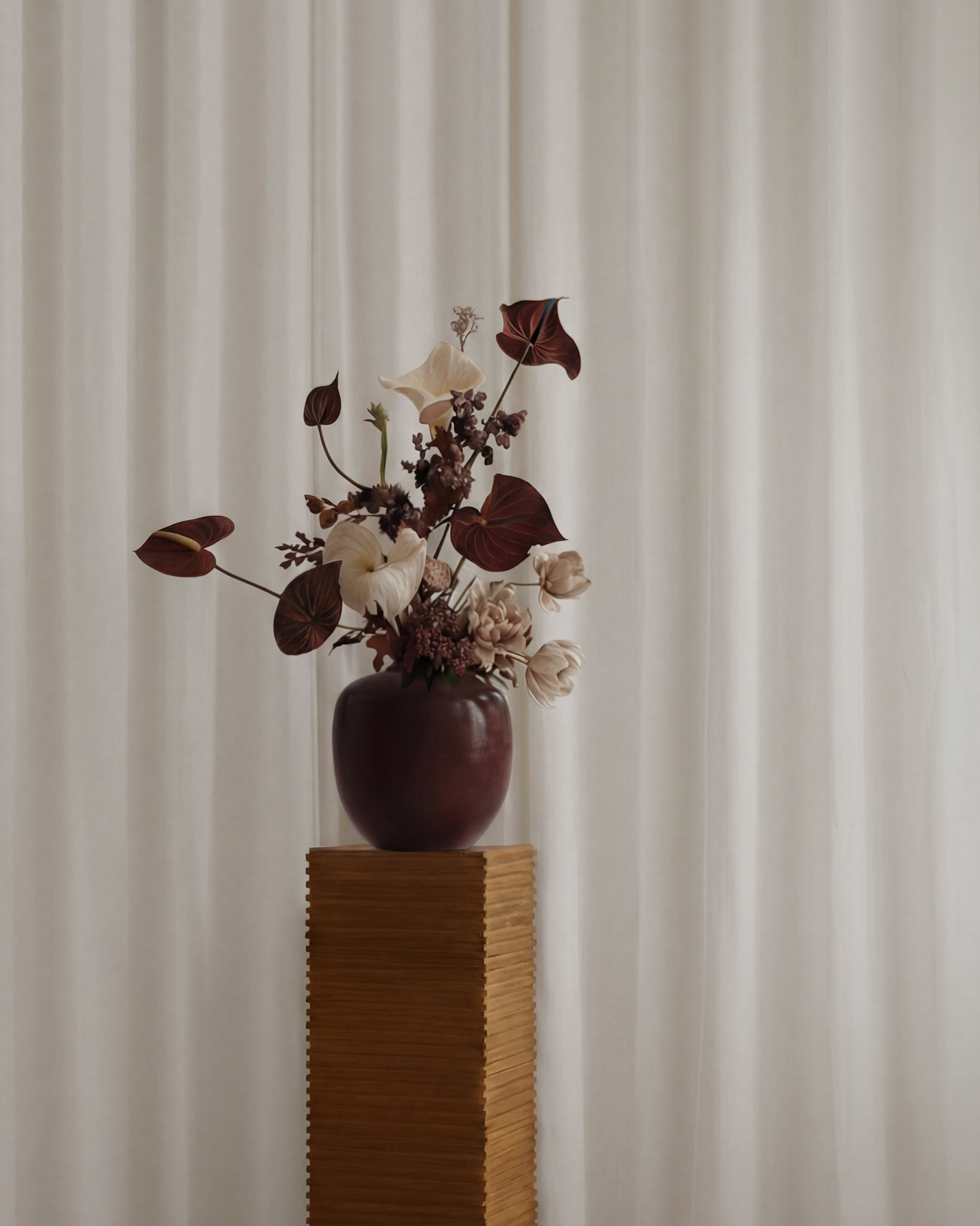 101-copenhagen-sunao-vase-mini-keramikvase-maroon image 3