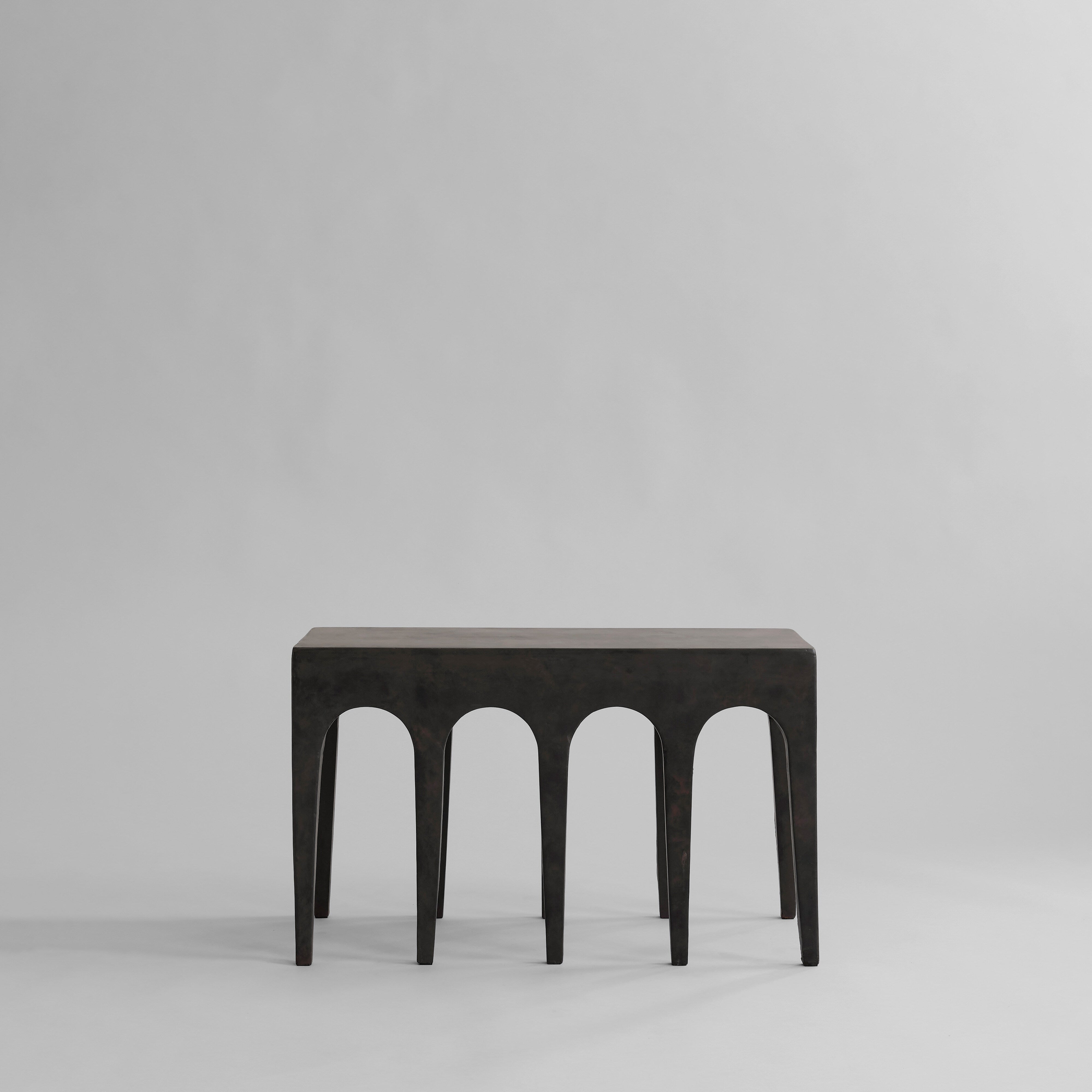 101-copenhagen-bow-sitzbank-coffee-fiber-concrete image 1