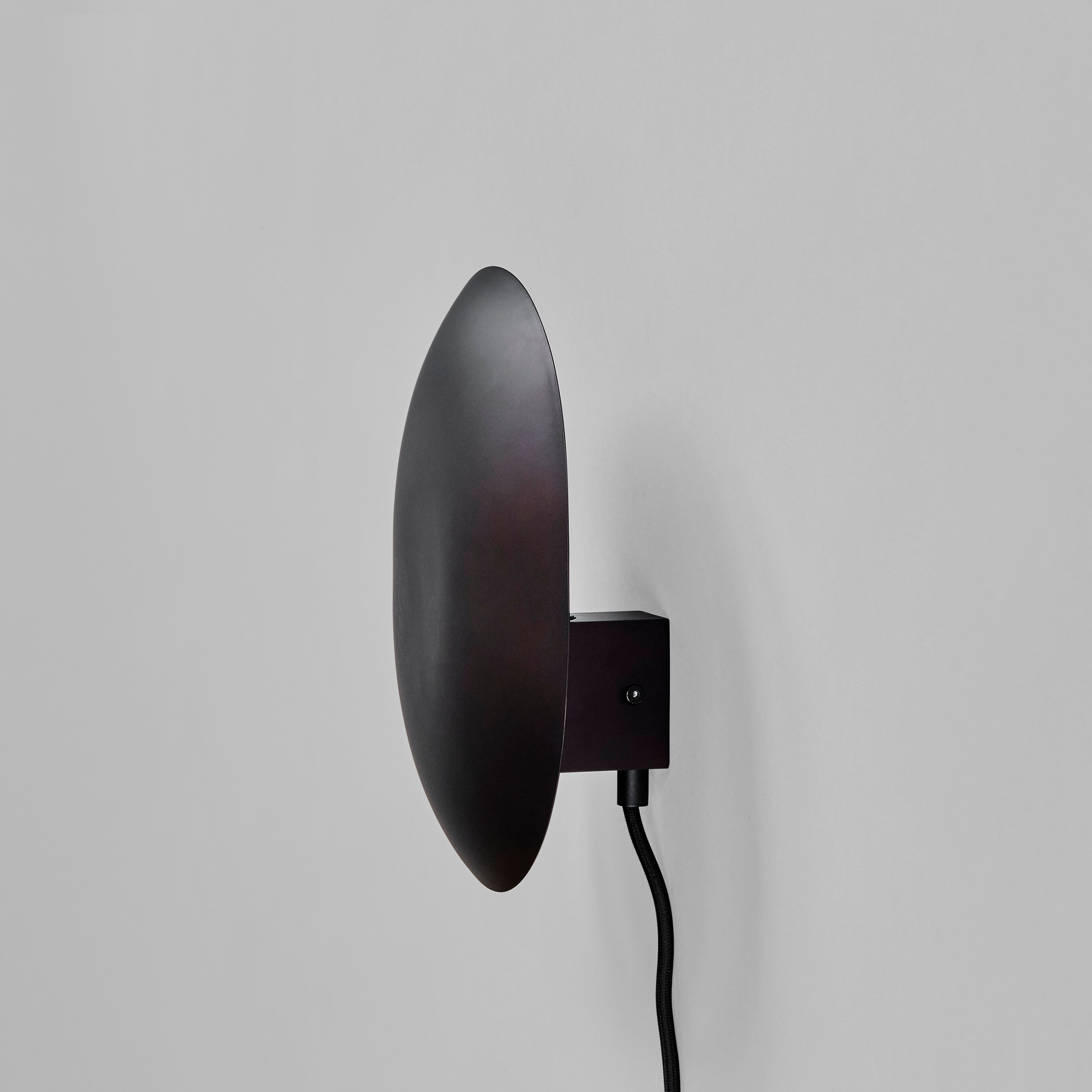 101-copenhagen-clam-wandleuchte-burned-black-metall-e14 image 3