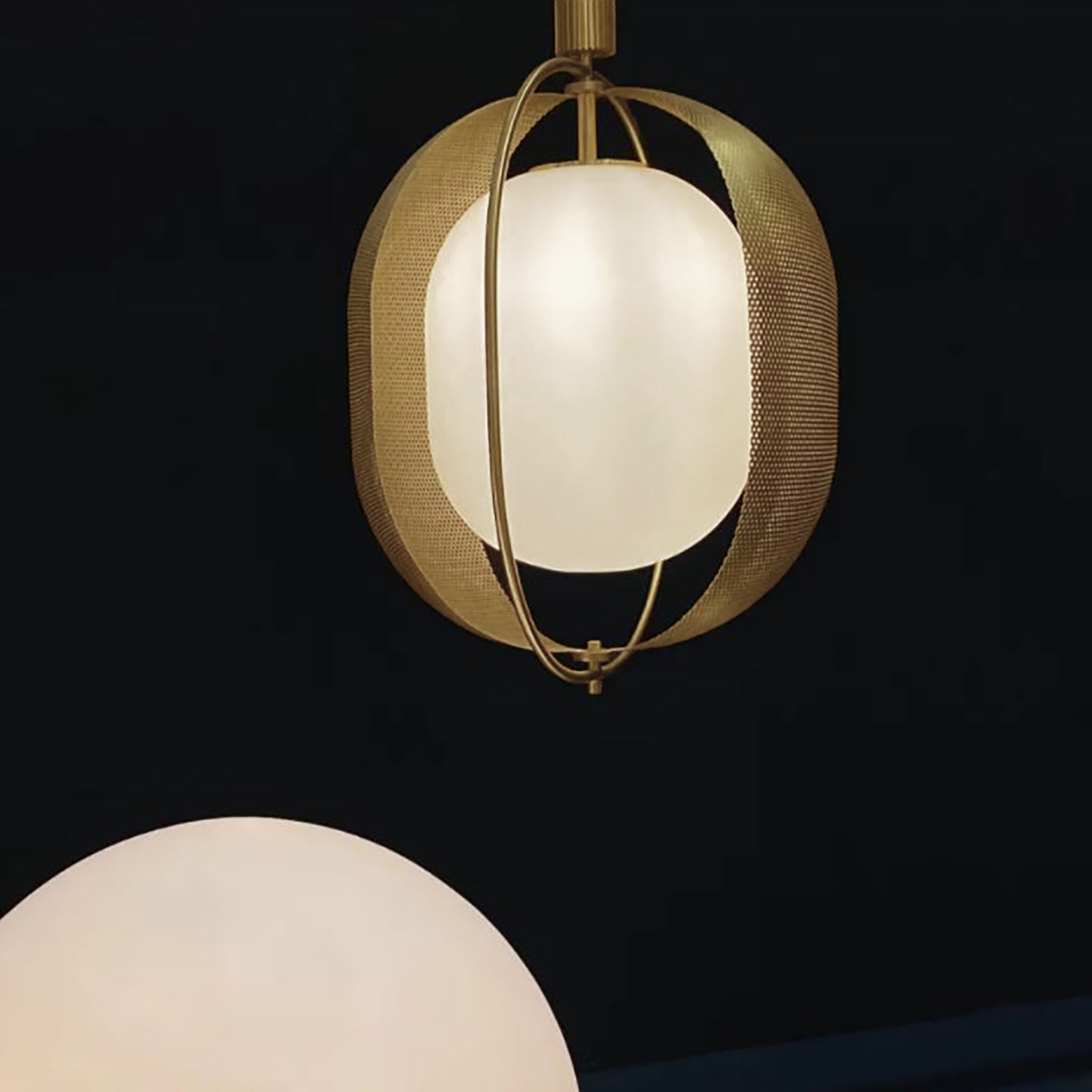 101-copenhagen-pearl-pendant-messing-h-ngeleuchte-opalglas image 3