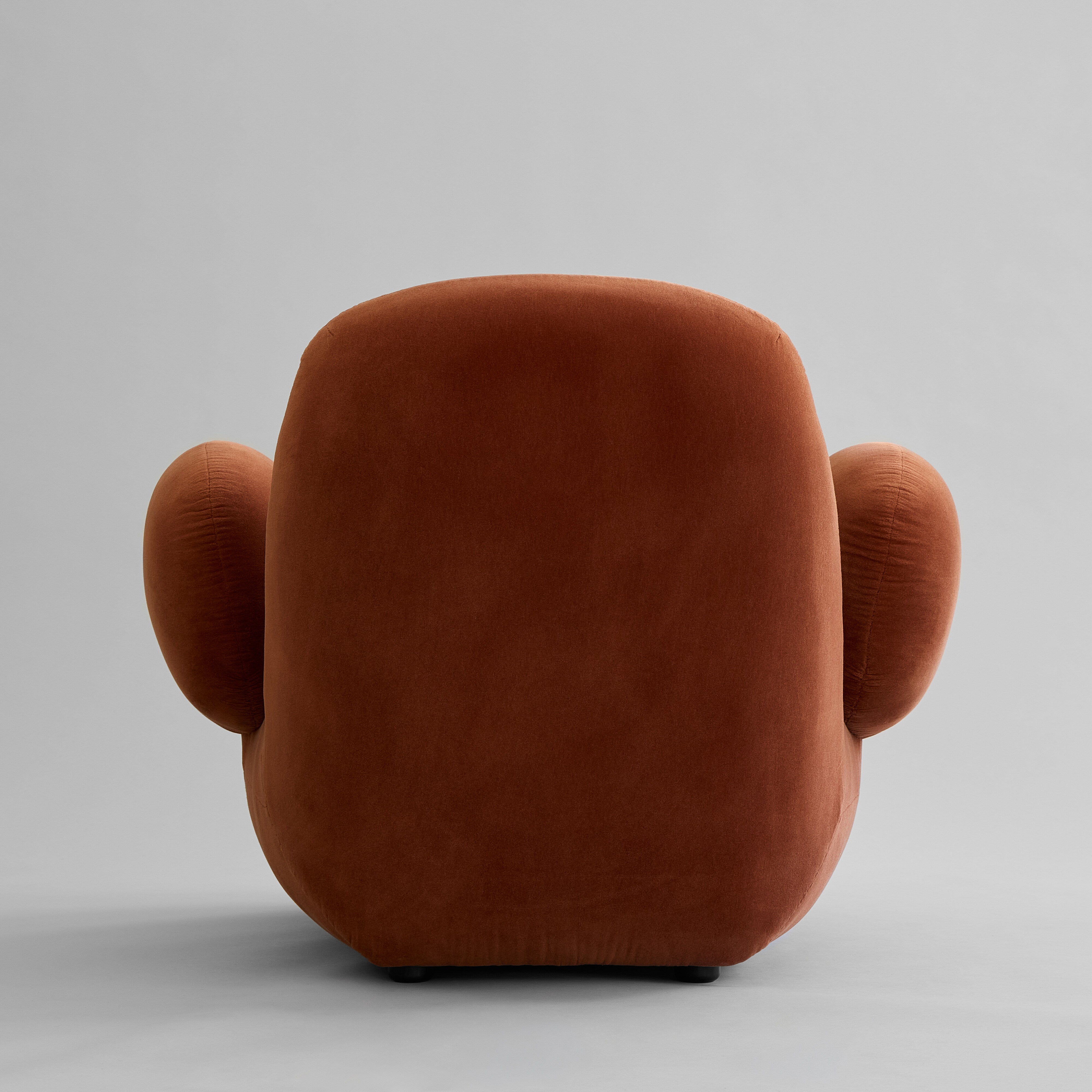 101-copenhagen-toe-armchair-flat-sessel-rust-samt image 4
