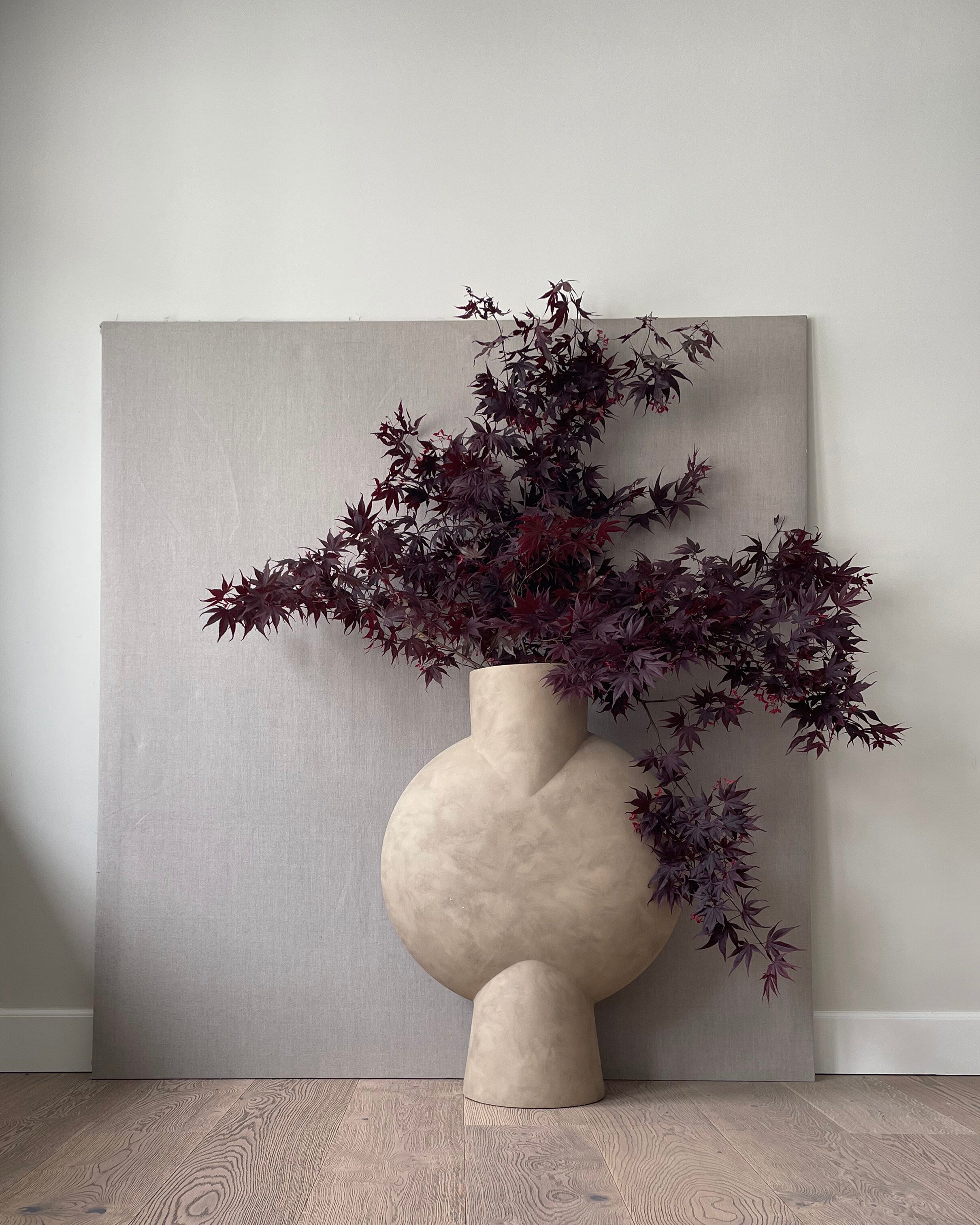 101-copenhagen-sphere-vase-bubl-giant-sand-100-cm image 3