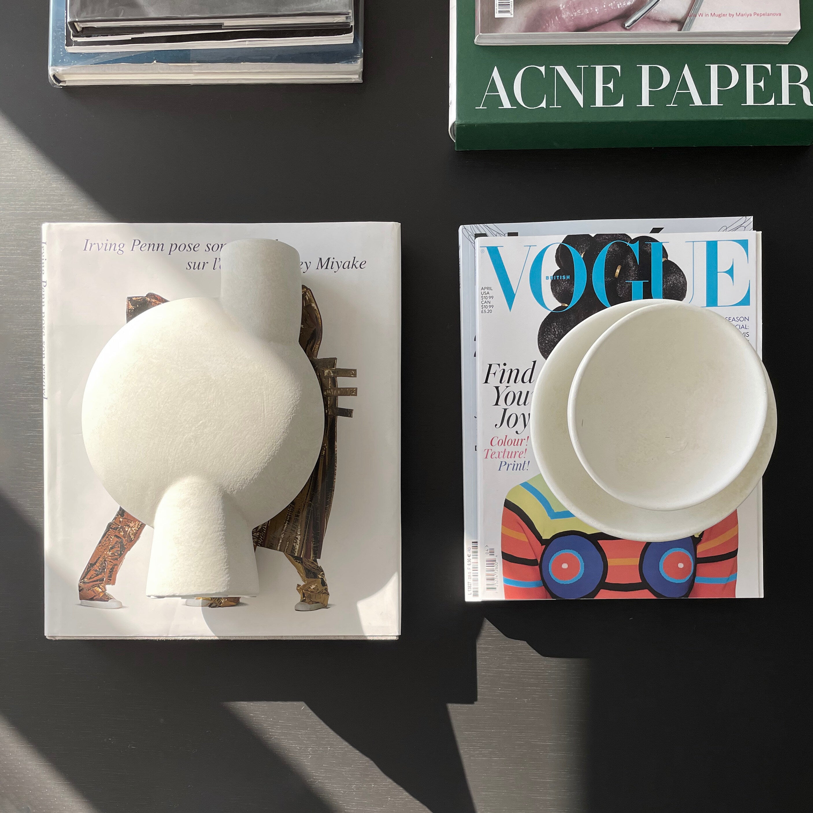 101-copenhagen-sphere-bubl-medio-vase-bone-white-keramik image 6