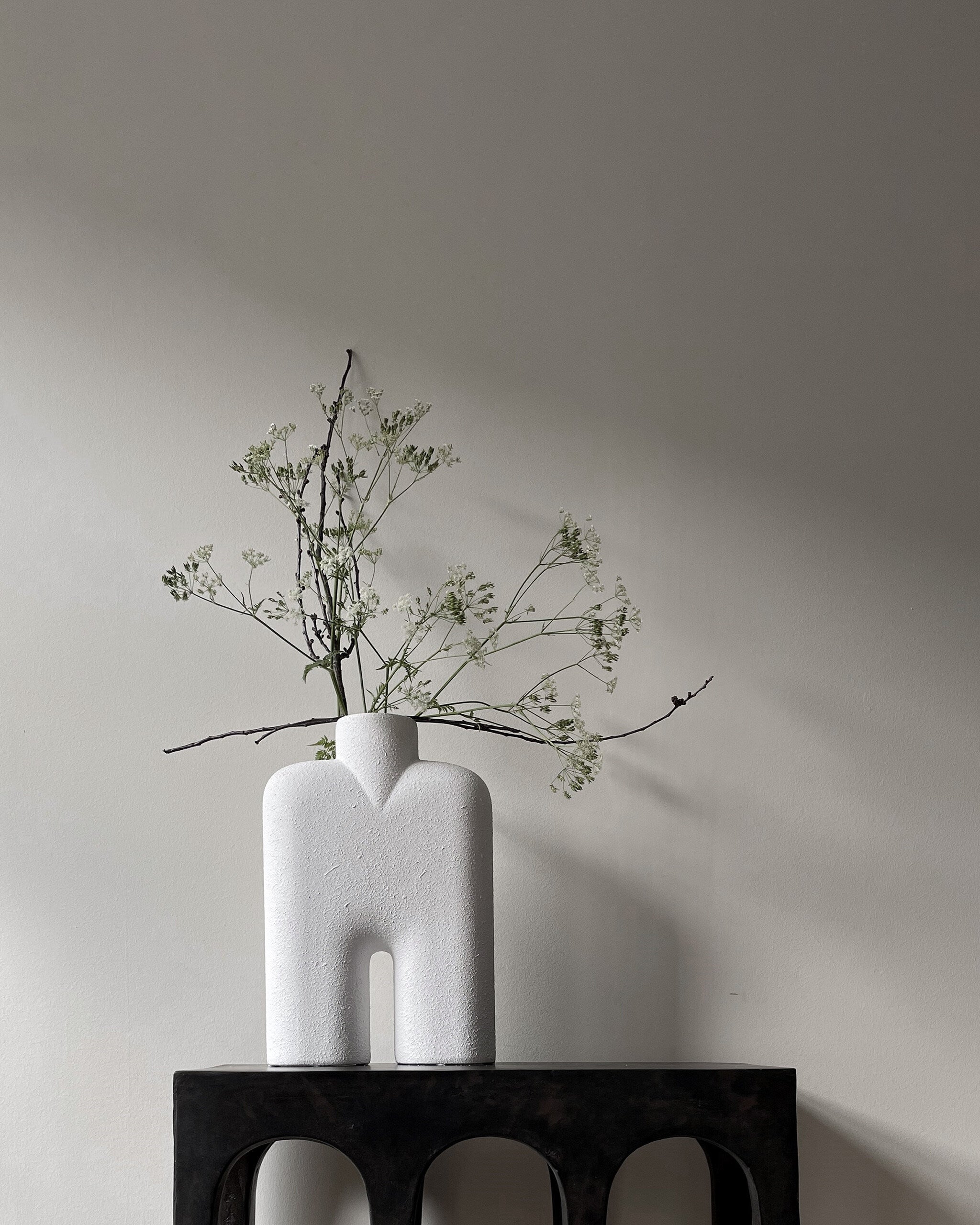 101-copenhagen-cobra-tall-medio-vase-bubble-white-45-cm image 4