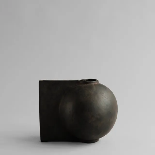 101-copenhagen-offset-mini-vase-coffee-beton image 1