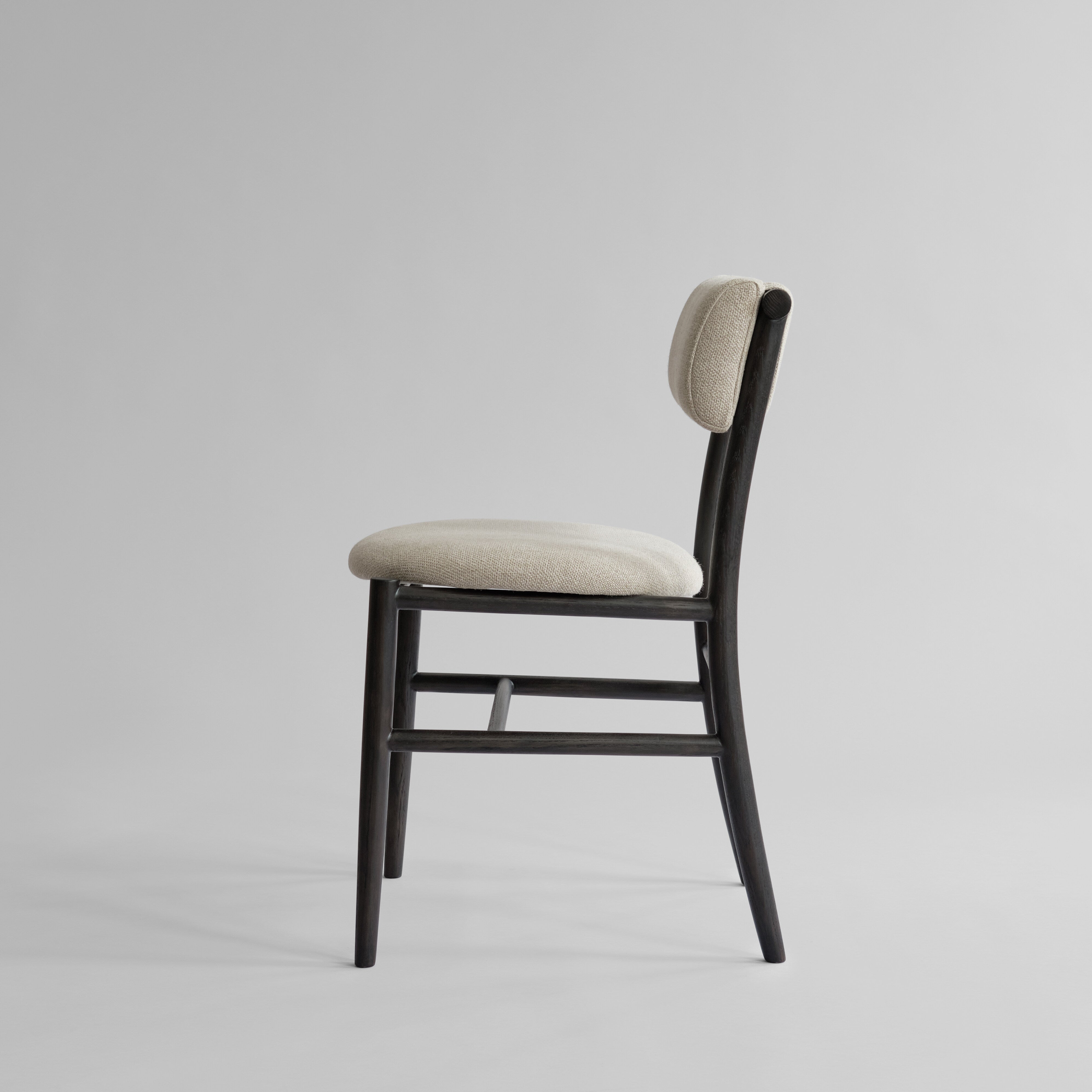 101-copenhagen-nama-essstuhl-coffee-black-leinen image 4