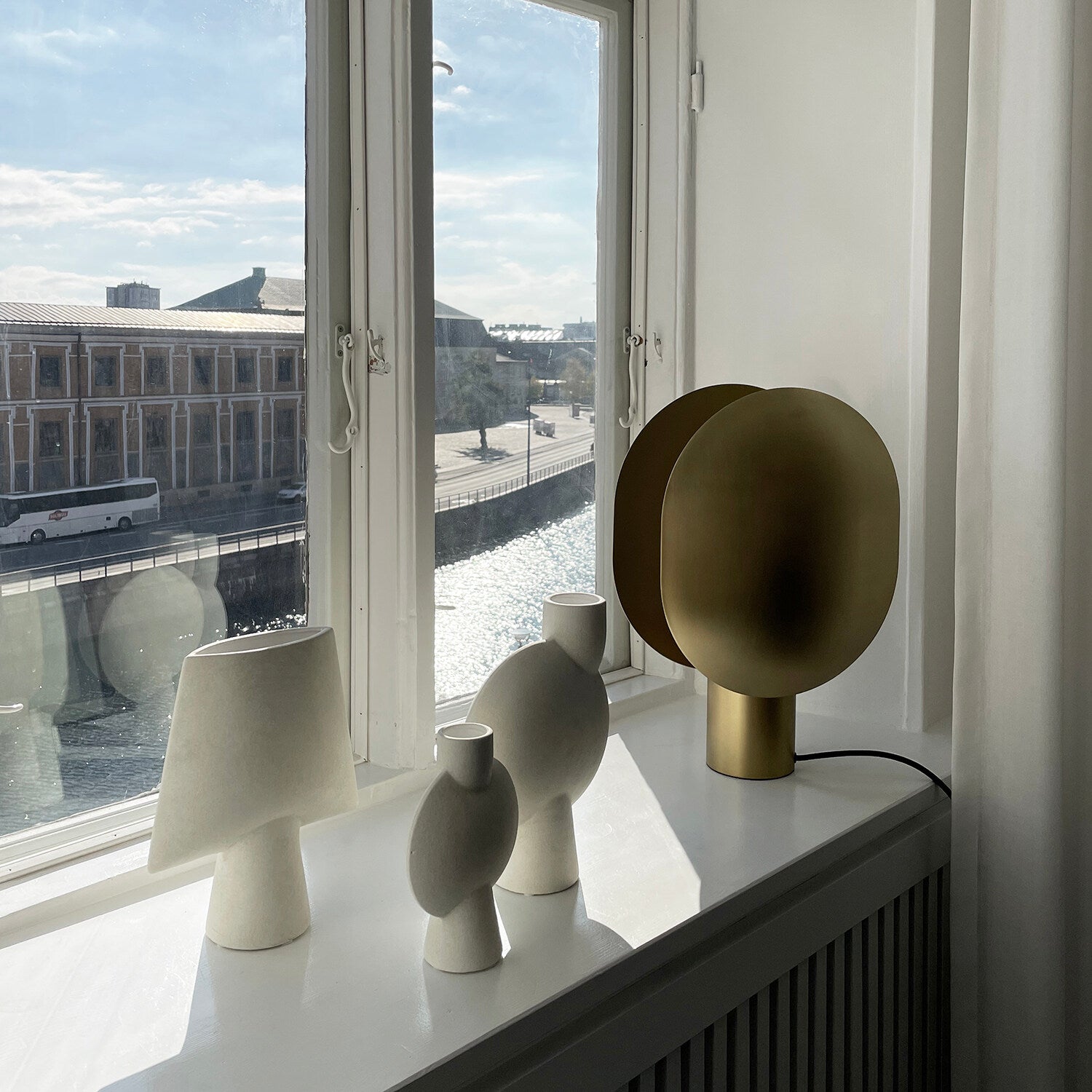 101-copenhagen-sphere-vase-square-mini-bone-white-keramik image 4