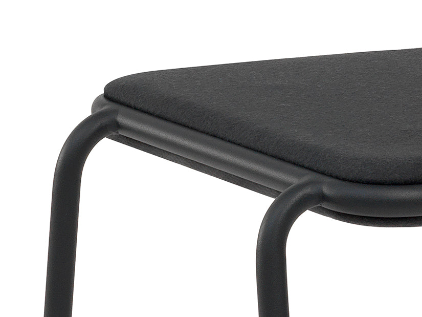 frederik-roij-height-width-chair-stuhl-stapelbar-rahmen image 3