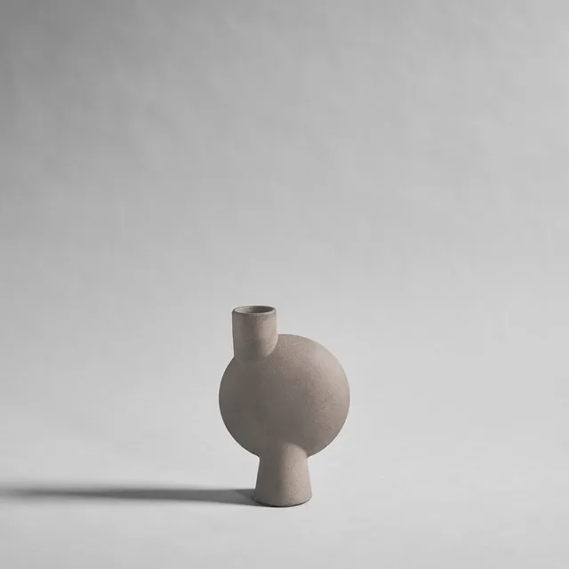 101-copenhagen-sphere-bubl-medio-vase-taupe-keramik image 1