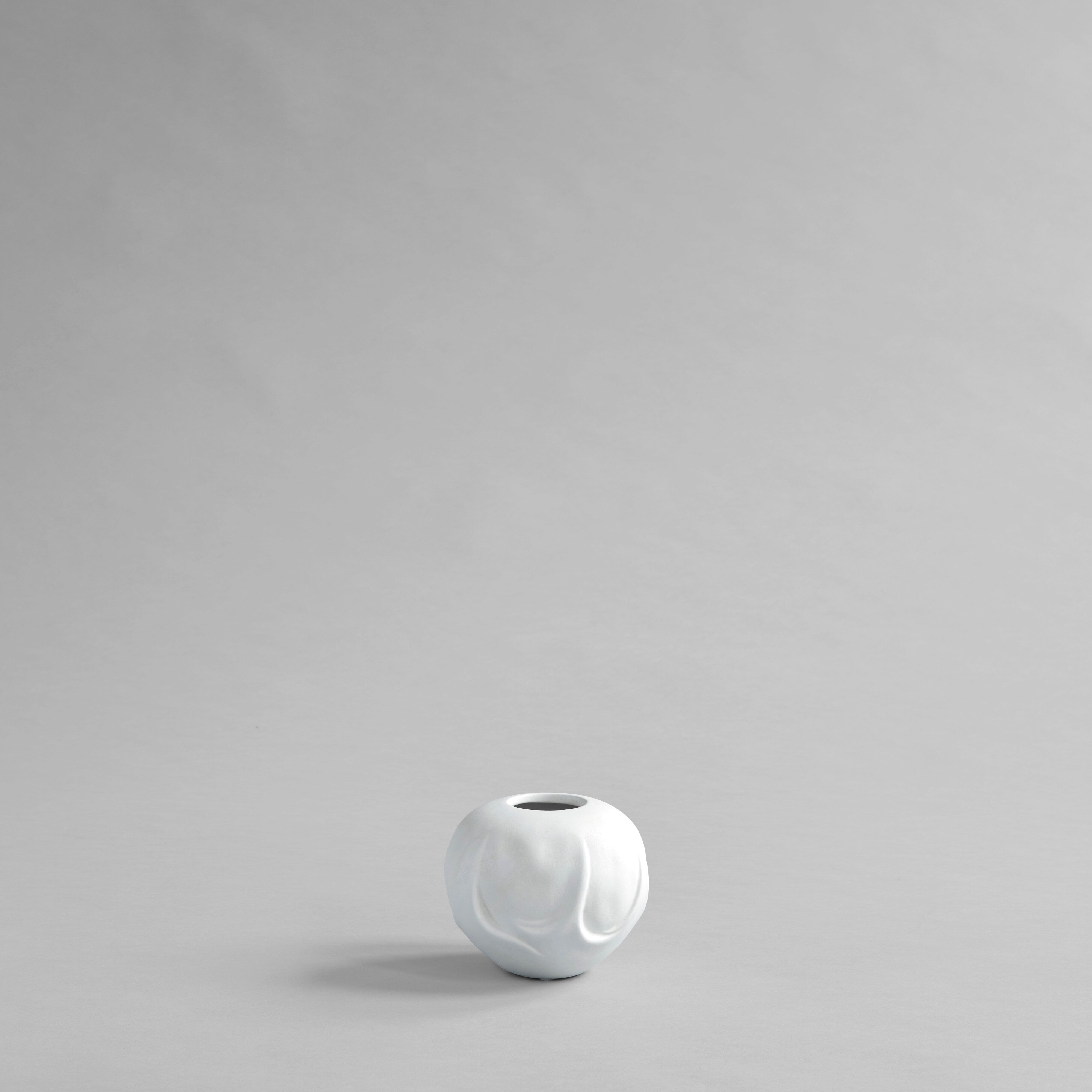 101-copenhagen-orimono-vase-mini-bone-white-keramik image 2