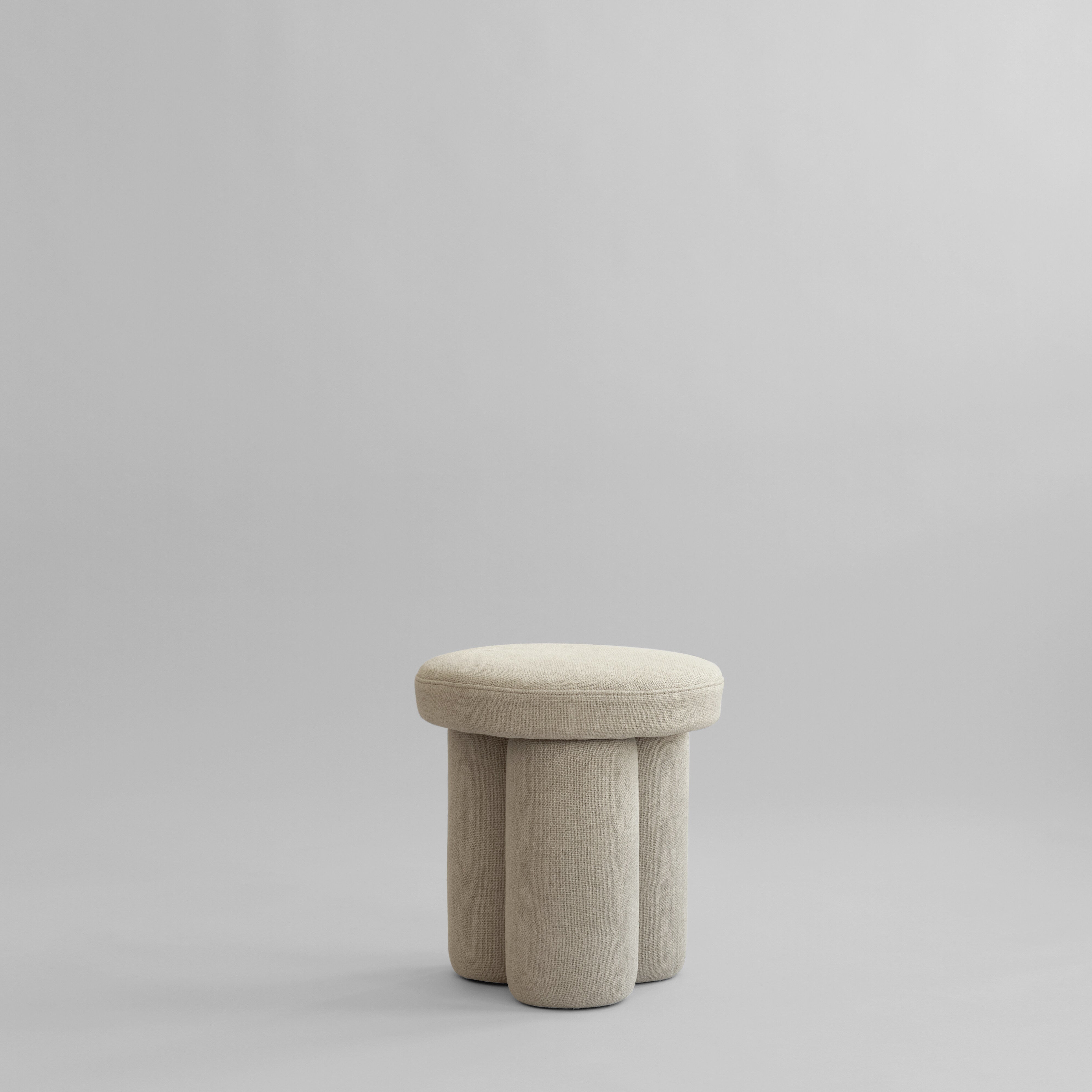 101-copenhagen-big-foot-hocker-leinen-sand image 1