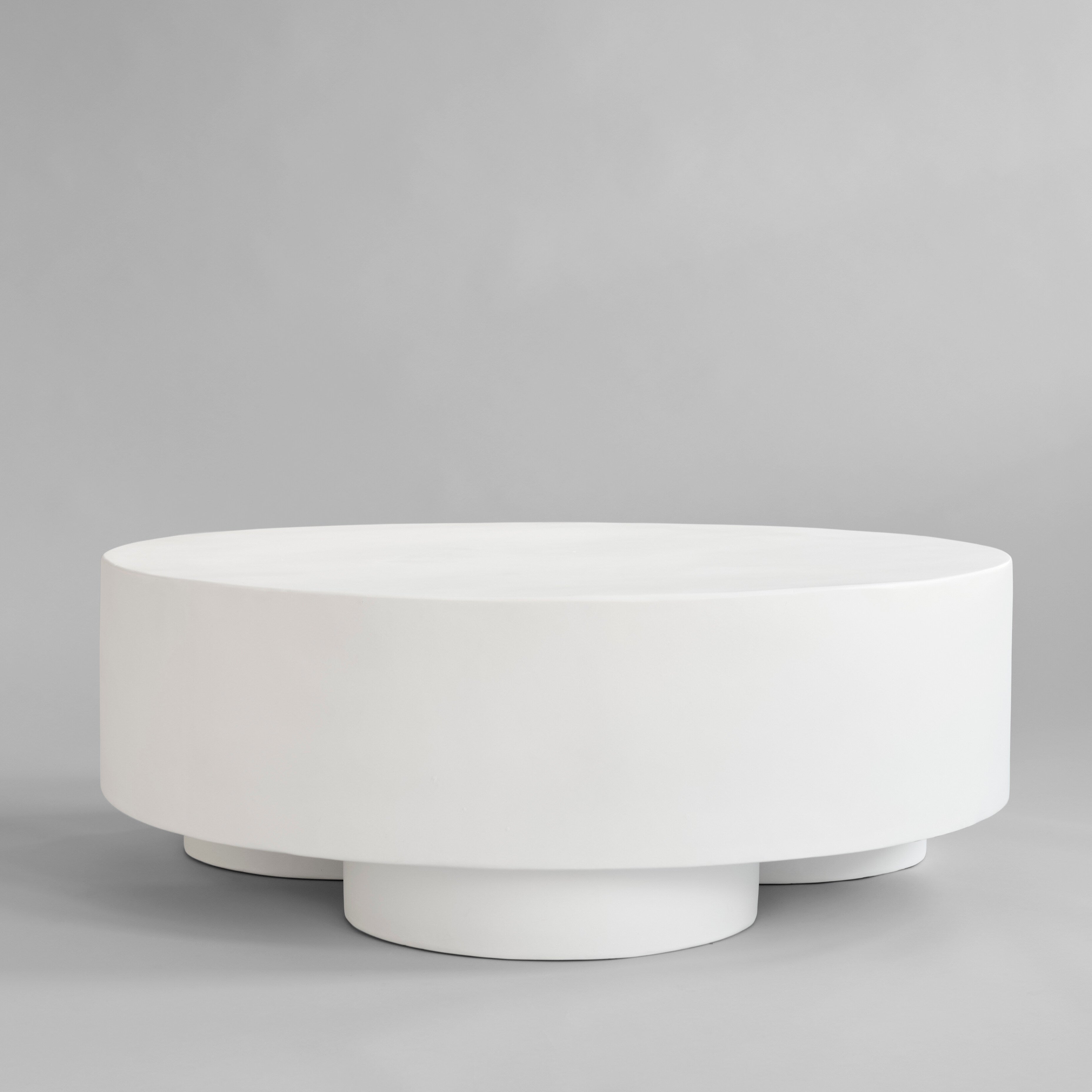 101-copenhagen-big-foot-couchtisch-big-bone-white-faserbeton image 1