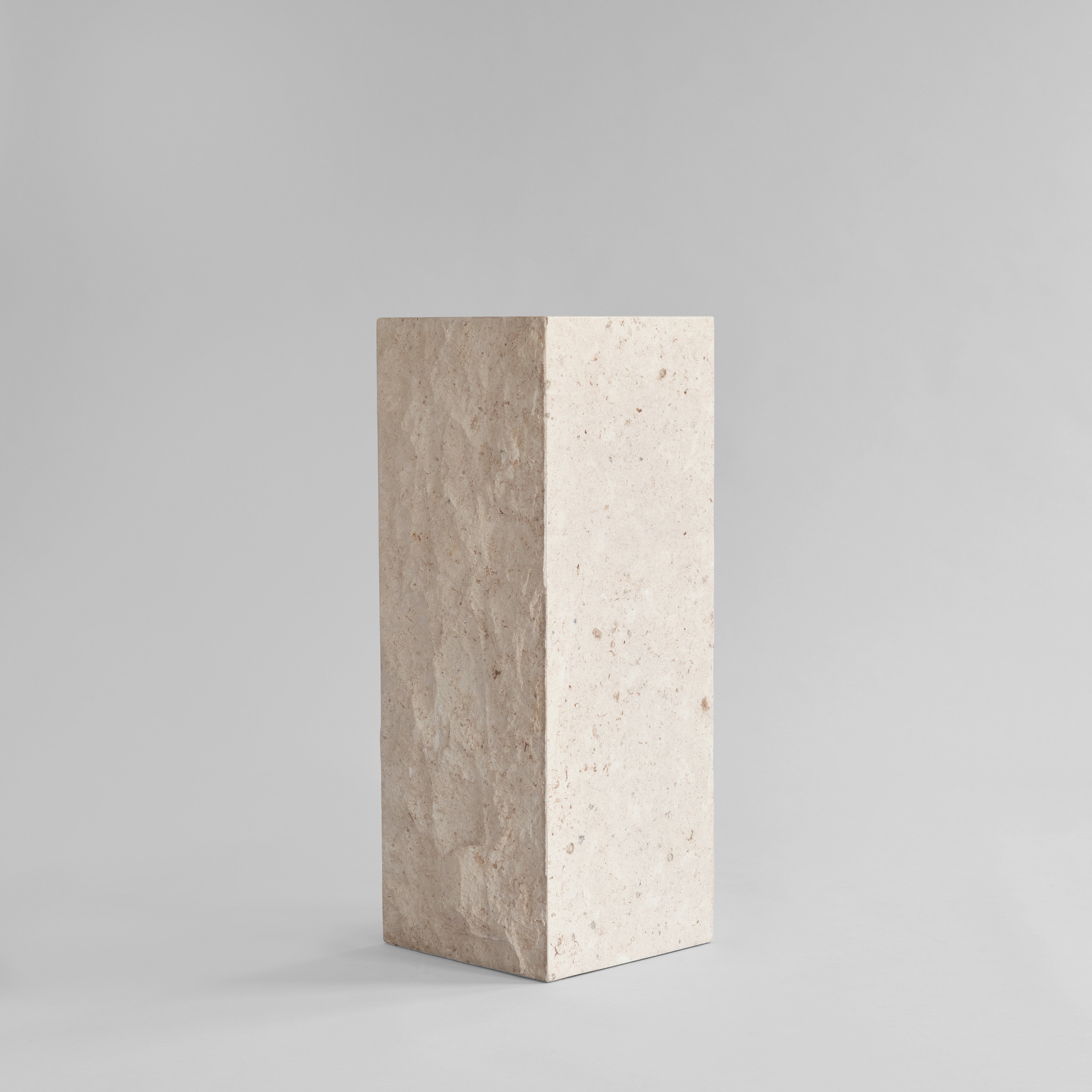 101-copenhagen-podium-beistelltisch-maxi-limestone image 8