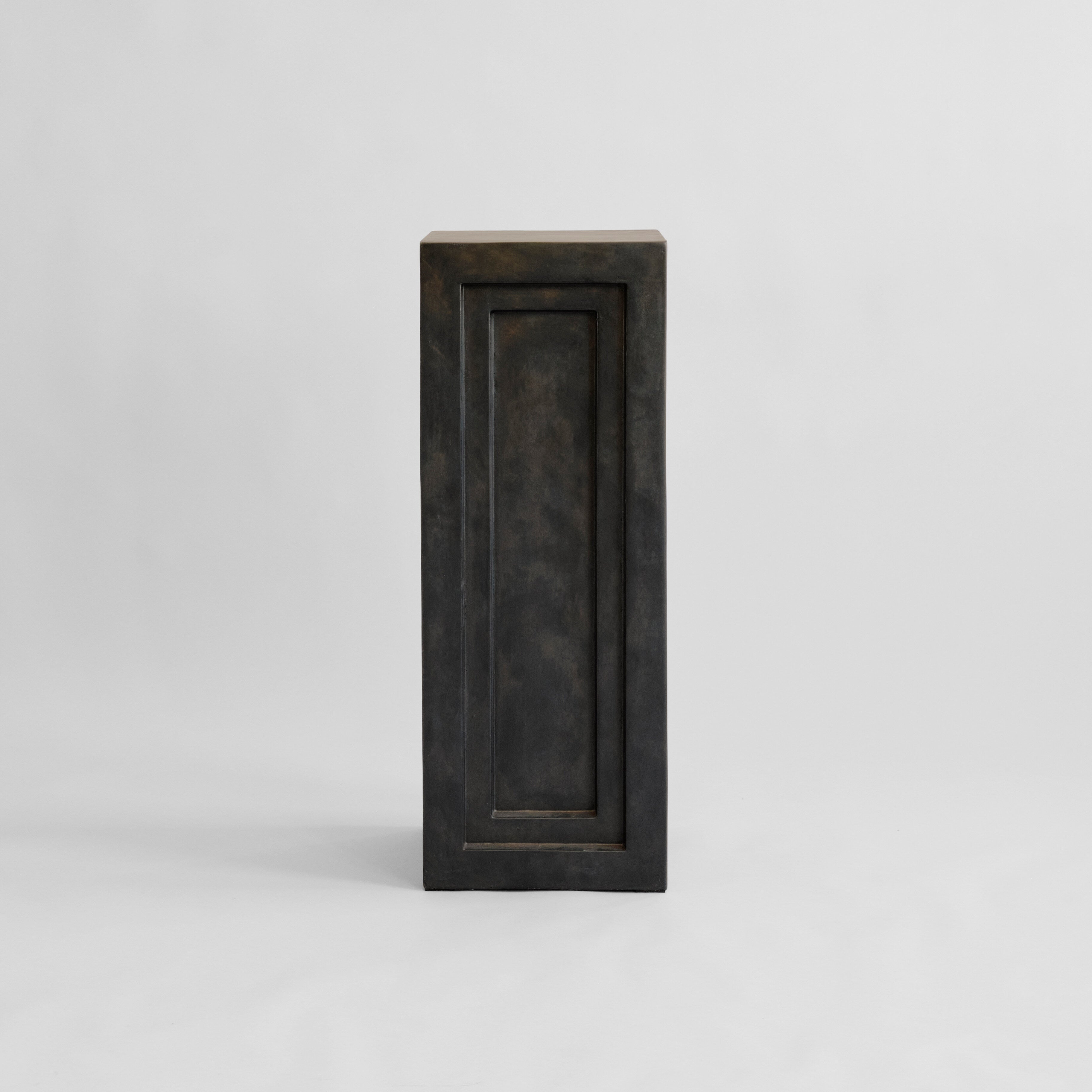 101-copenhagen-podium-maxi-podest-coffee-faserbeton image 1