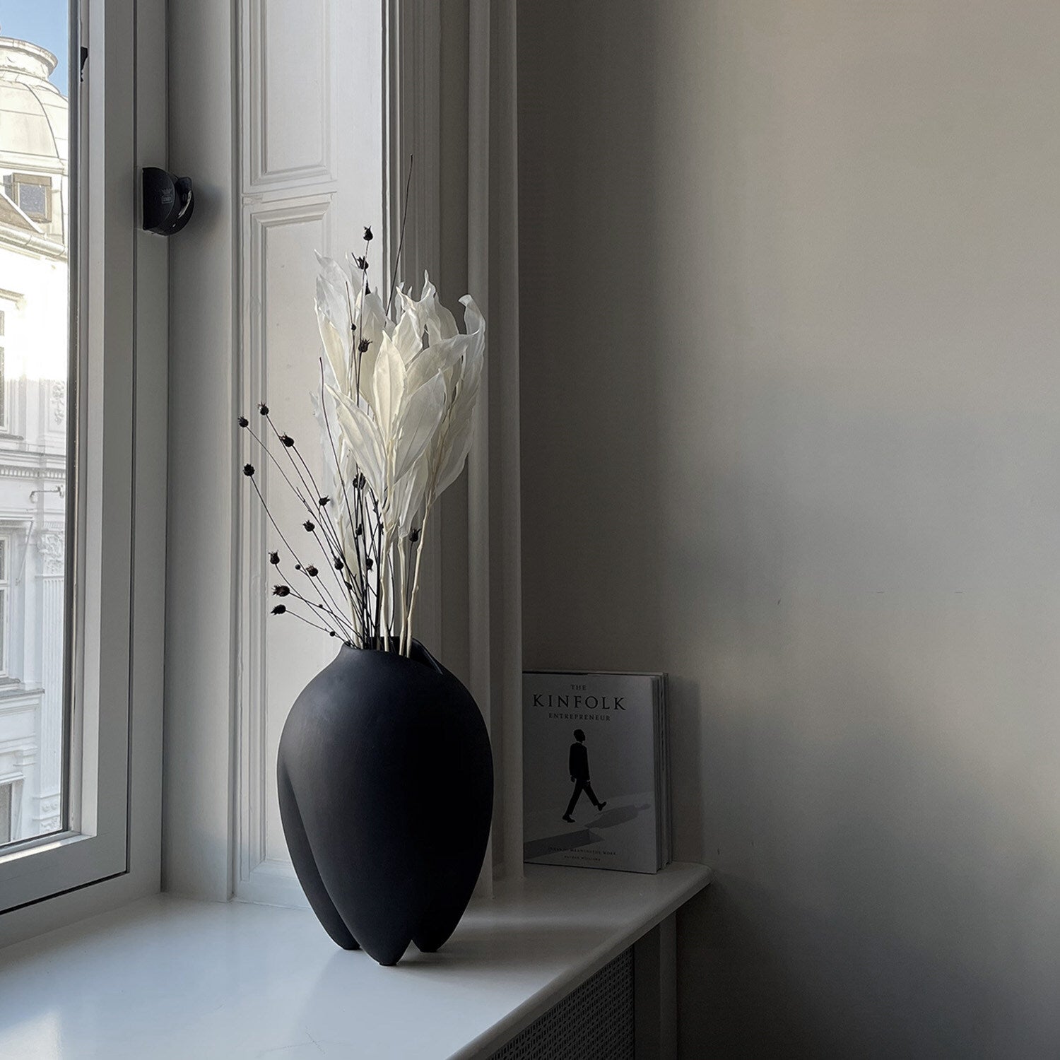 101-copenhagen-sumo-vase-slim-coffee-keramik image 4