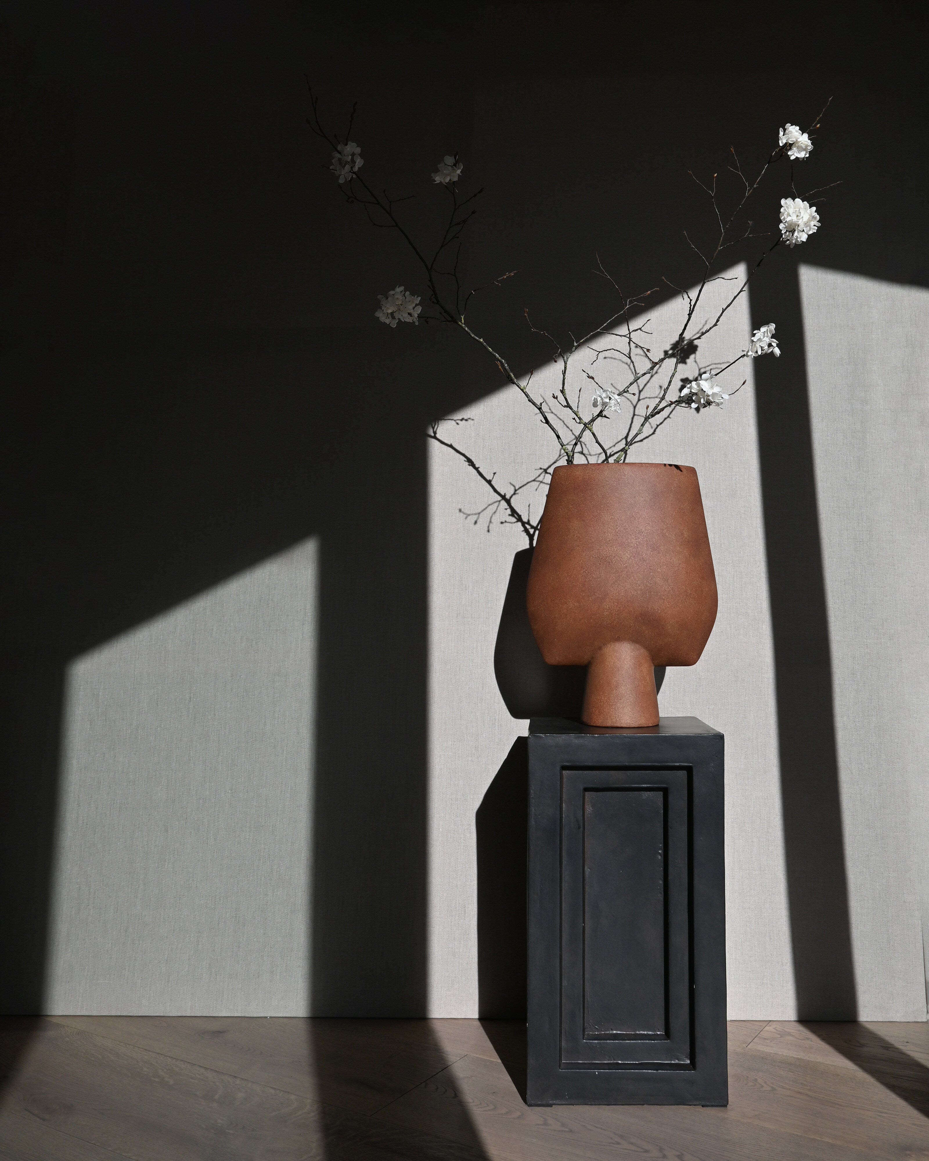 101-copenhagen-sphere-vase-square-big-terracotta-keramik image 6